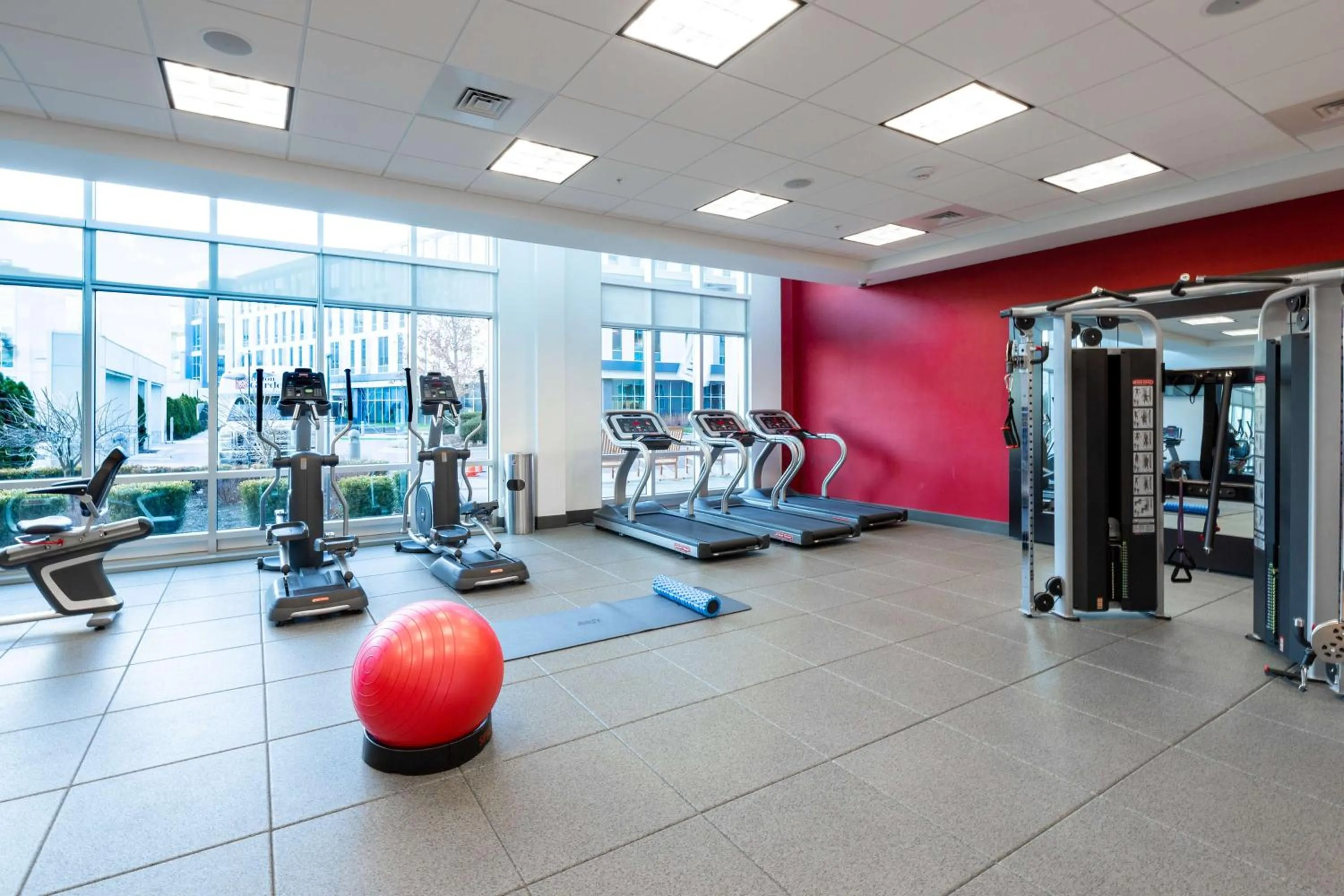 Fitness centre/facilities in Hilton Garden Inn Asheville Downtown