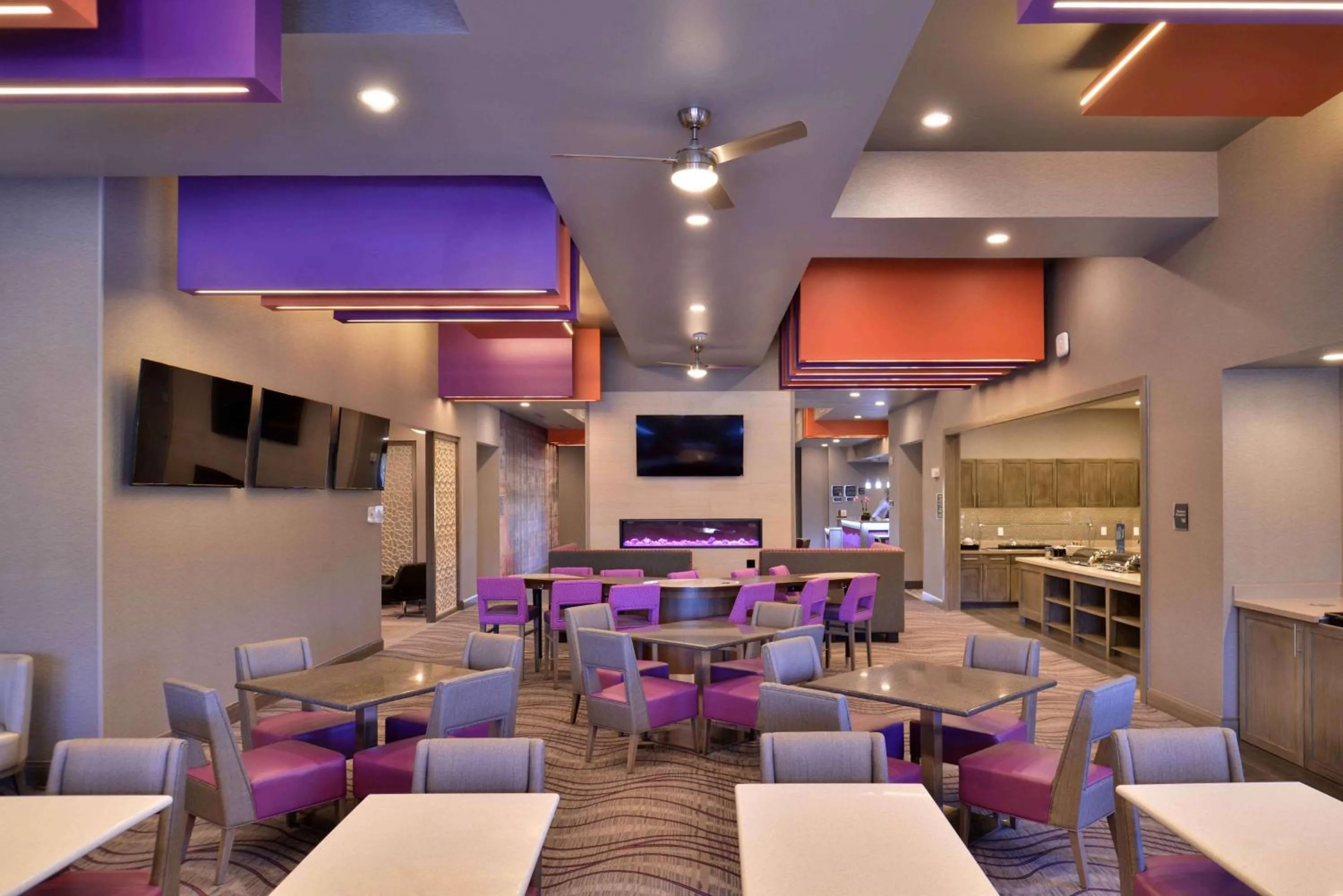 Lobby or reception in Homewood Suites by Hilton Trophy Club Southlake