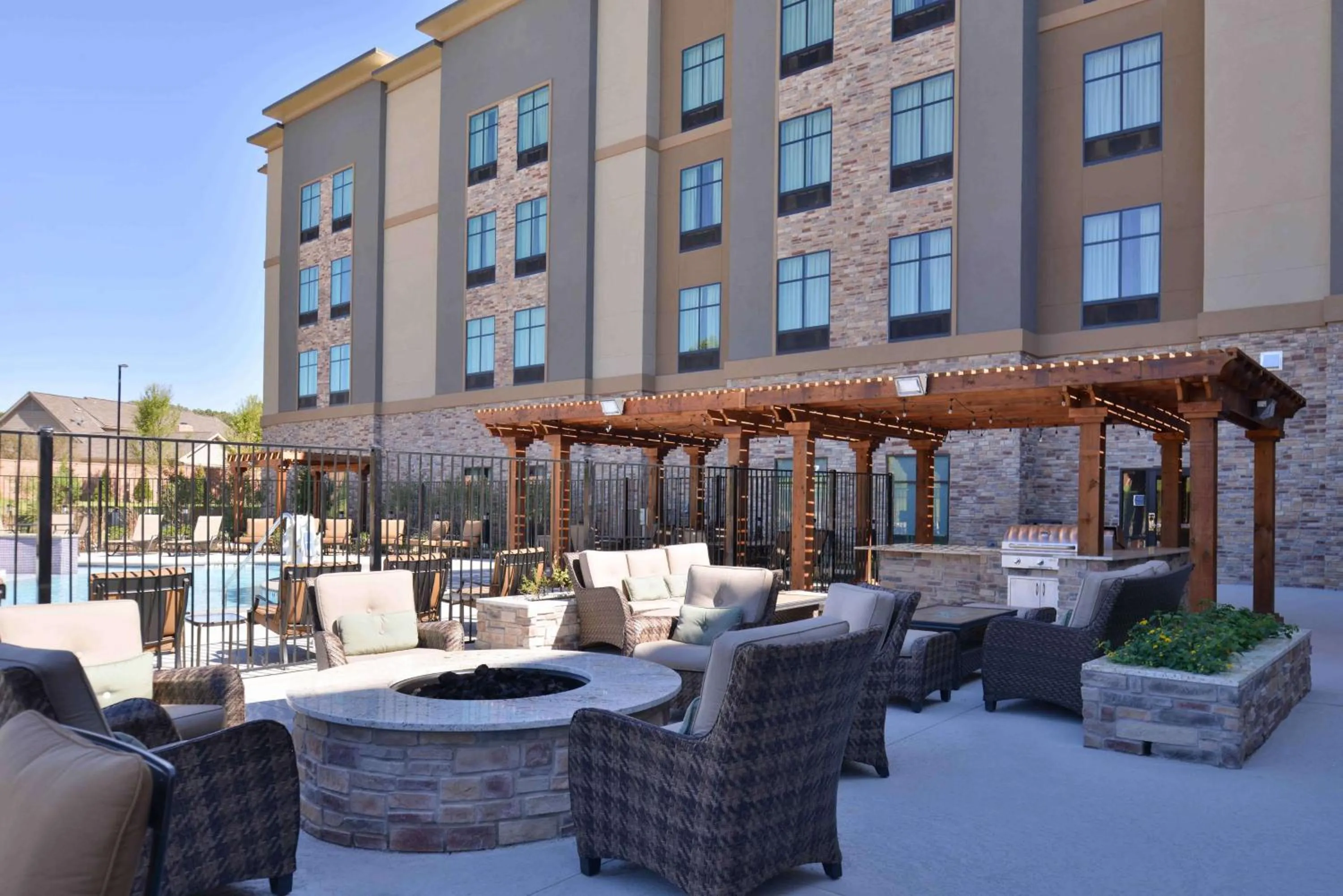 Property building in Homewood Suites by Hilton Trophy Club Southlake