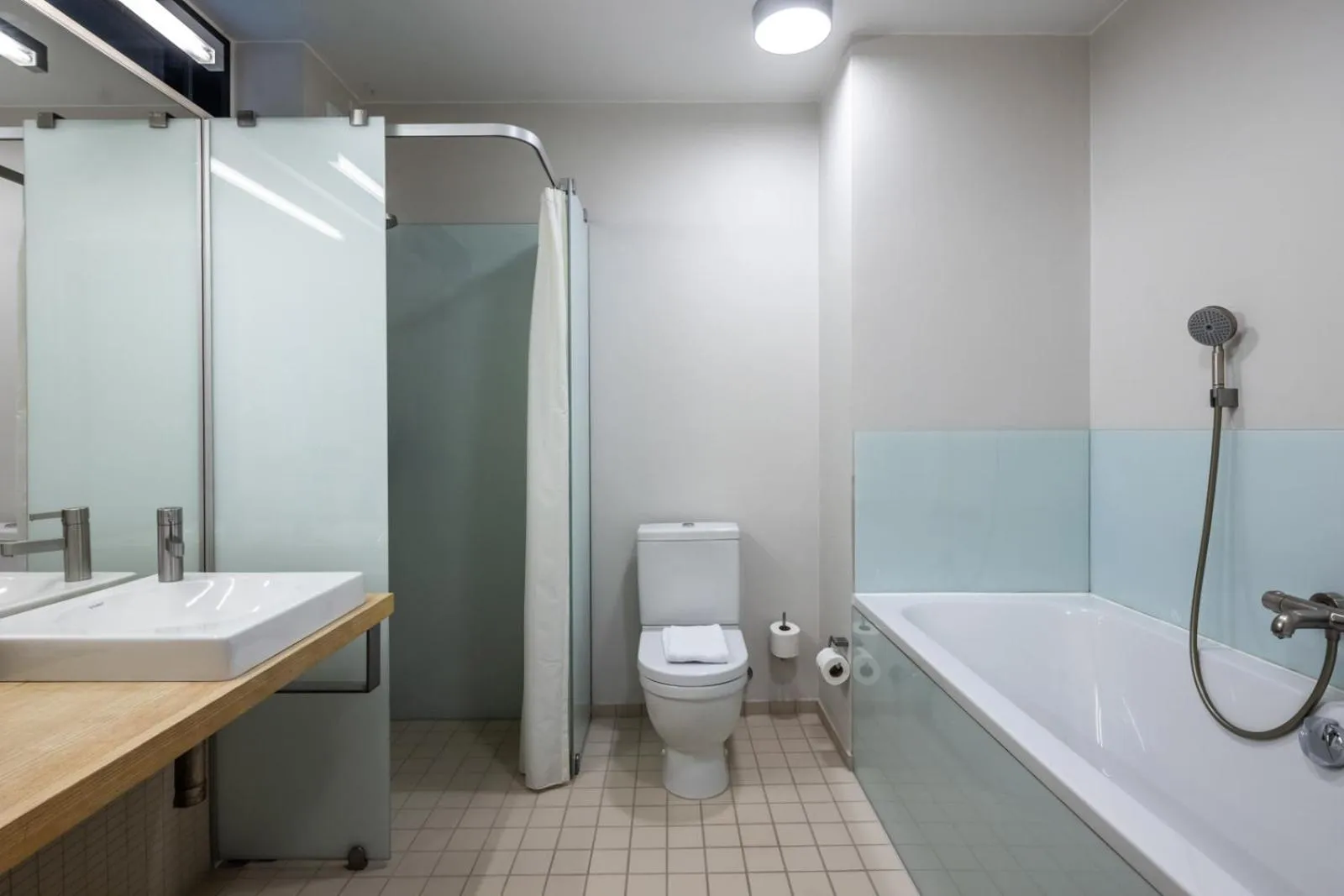 Shower in Nørre Vosborg Hotel & Gastronomi