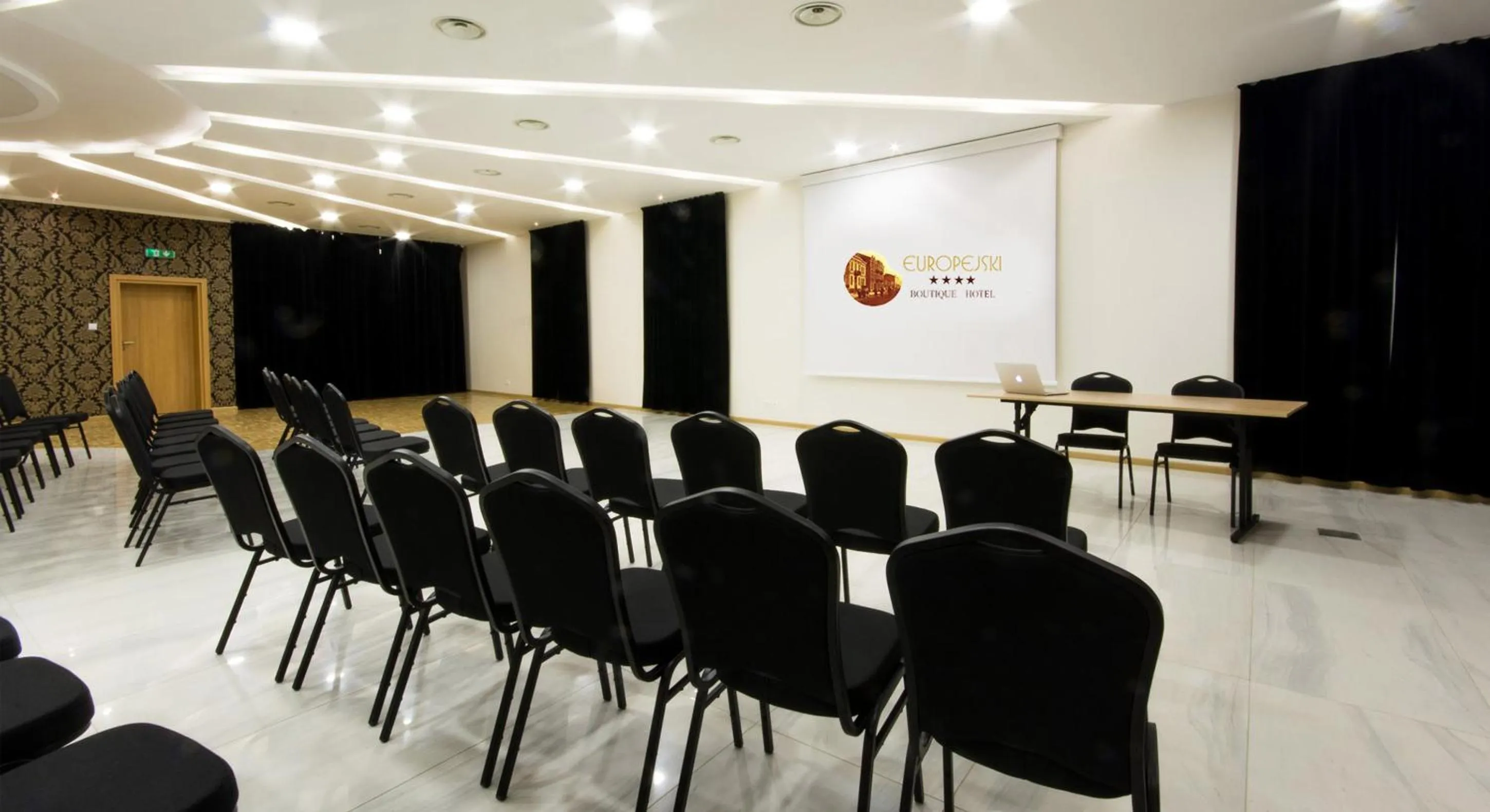 Meeting/conference room in Europejski Boutique Hotel