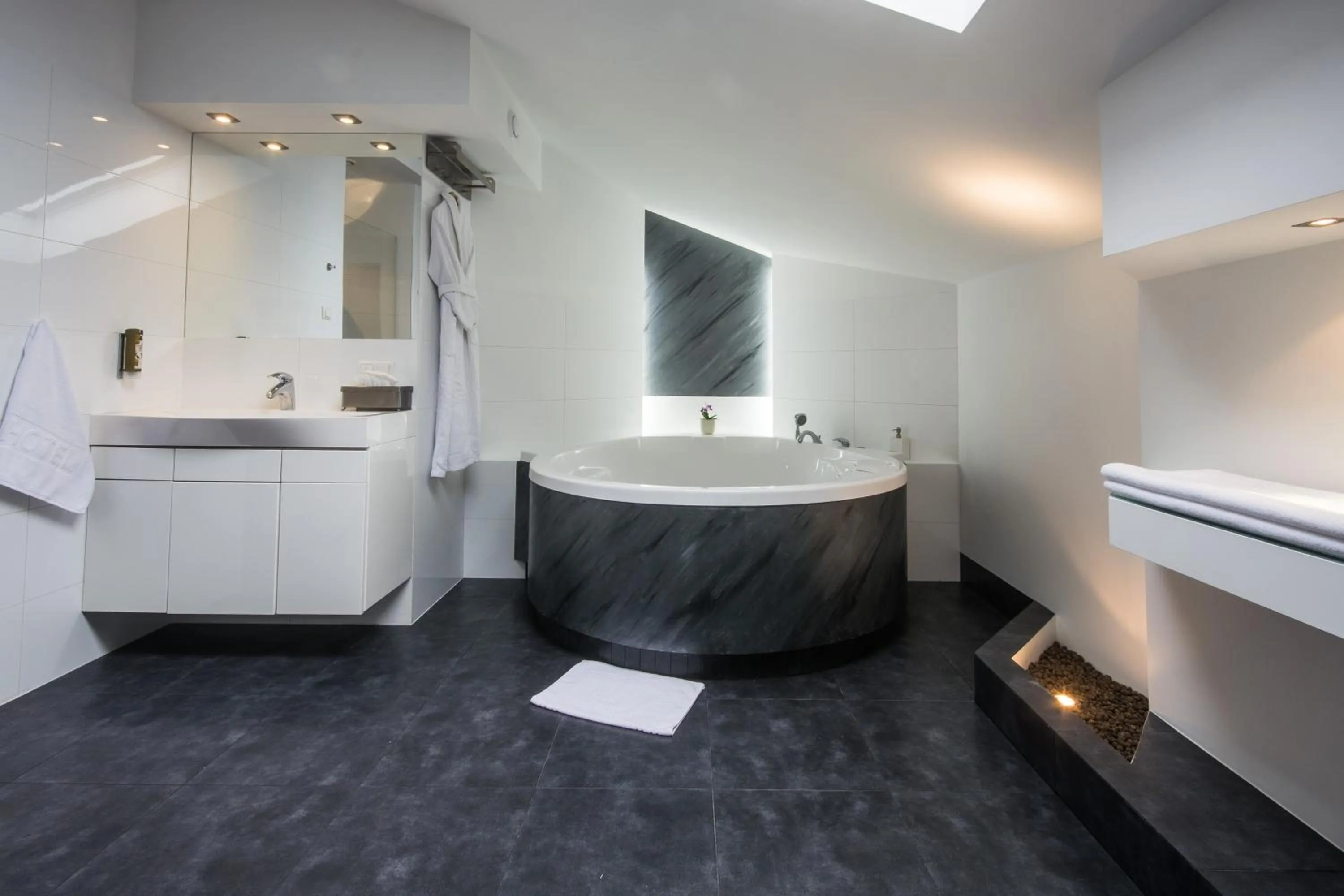 Bathroom in Europejski Boutique Hotel