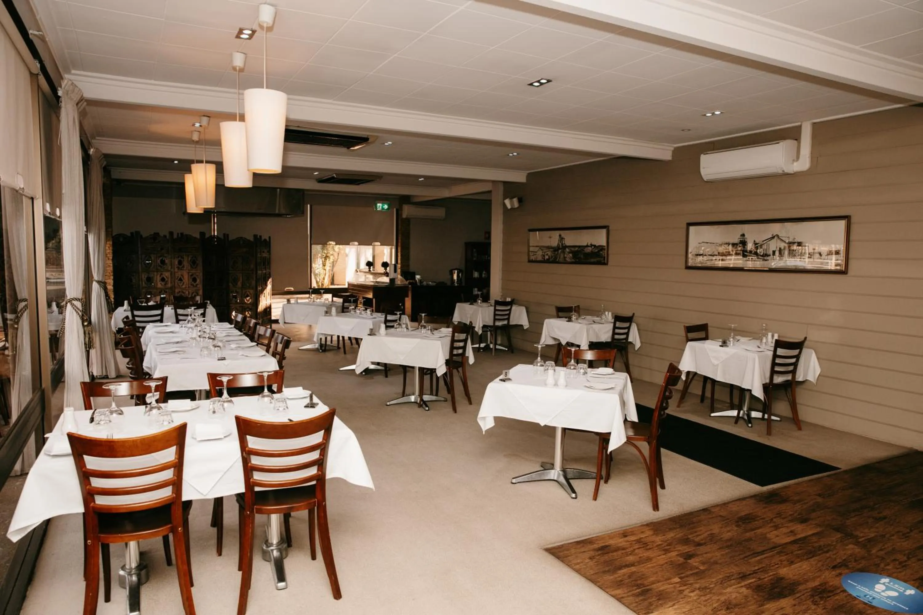 Restaurant/places to eat in Hospitality Kalgoorlie, SureStay Collection by Best Western