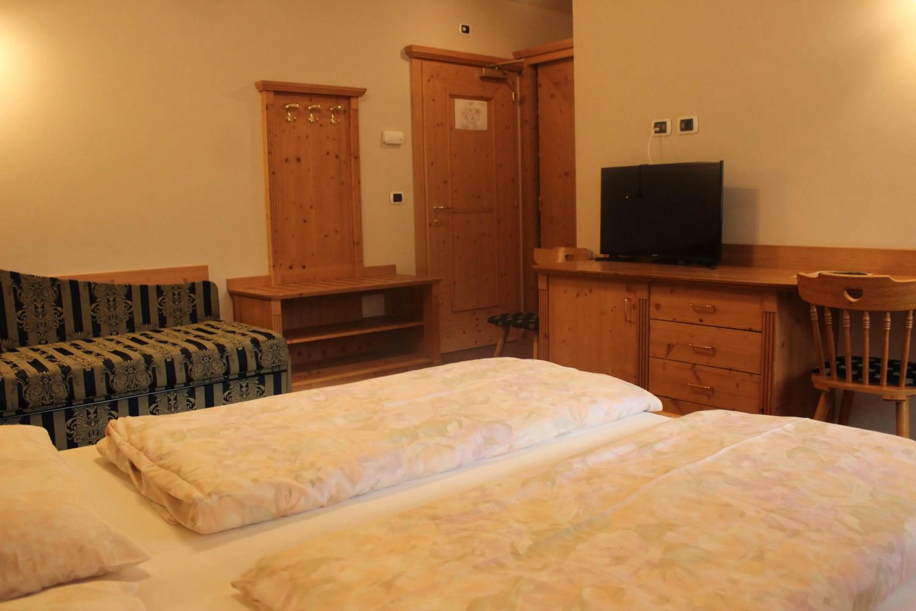 Bed in Gasthaus zum Weissen Kreuz