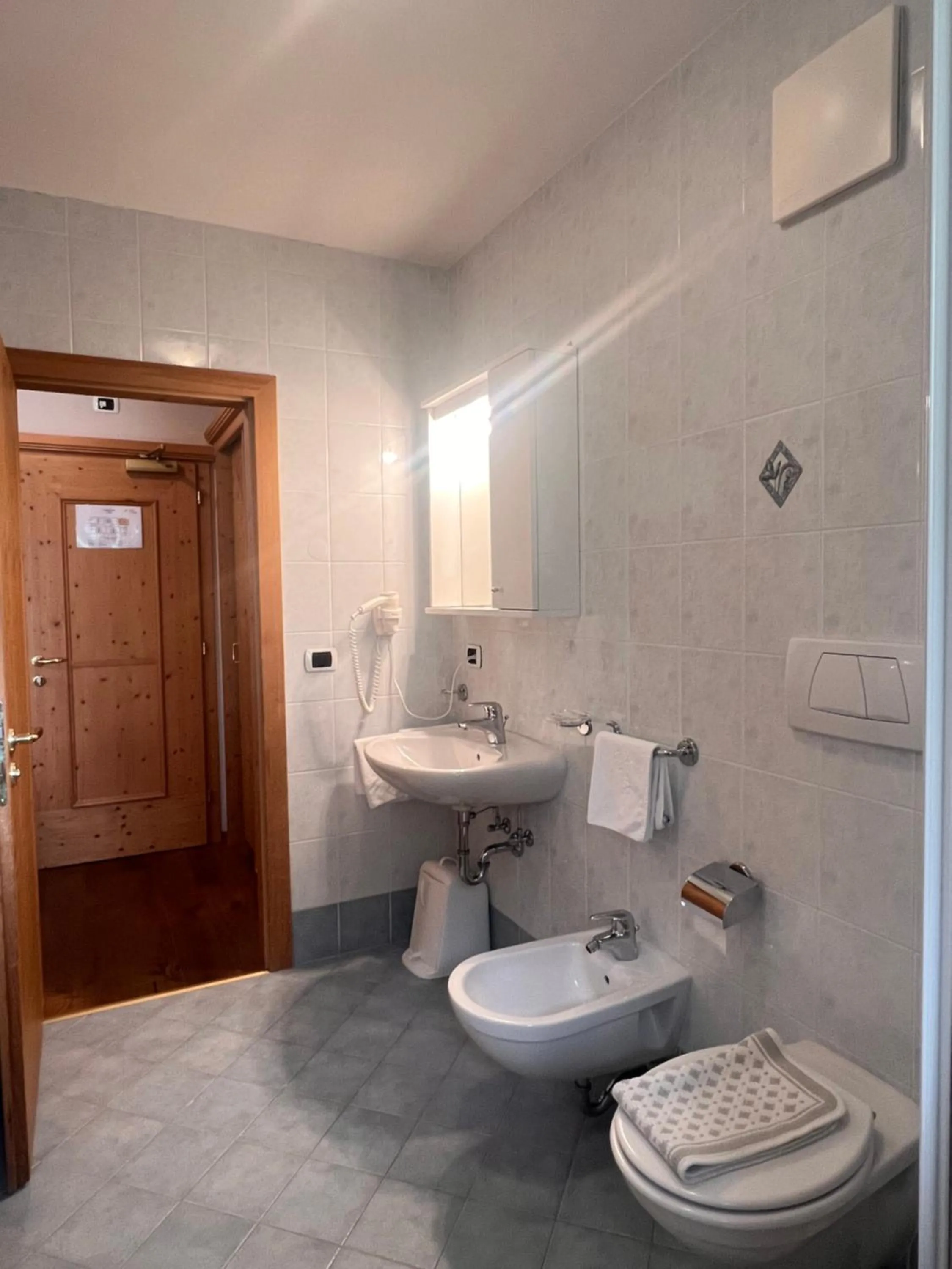 Toilet in Gasthaus zum Weissen Kreuz