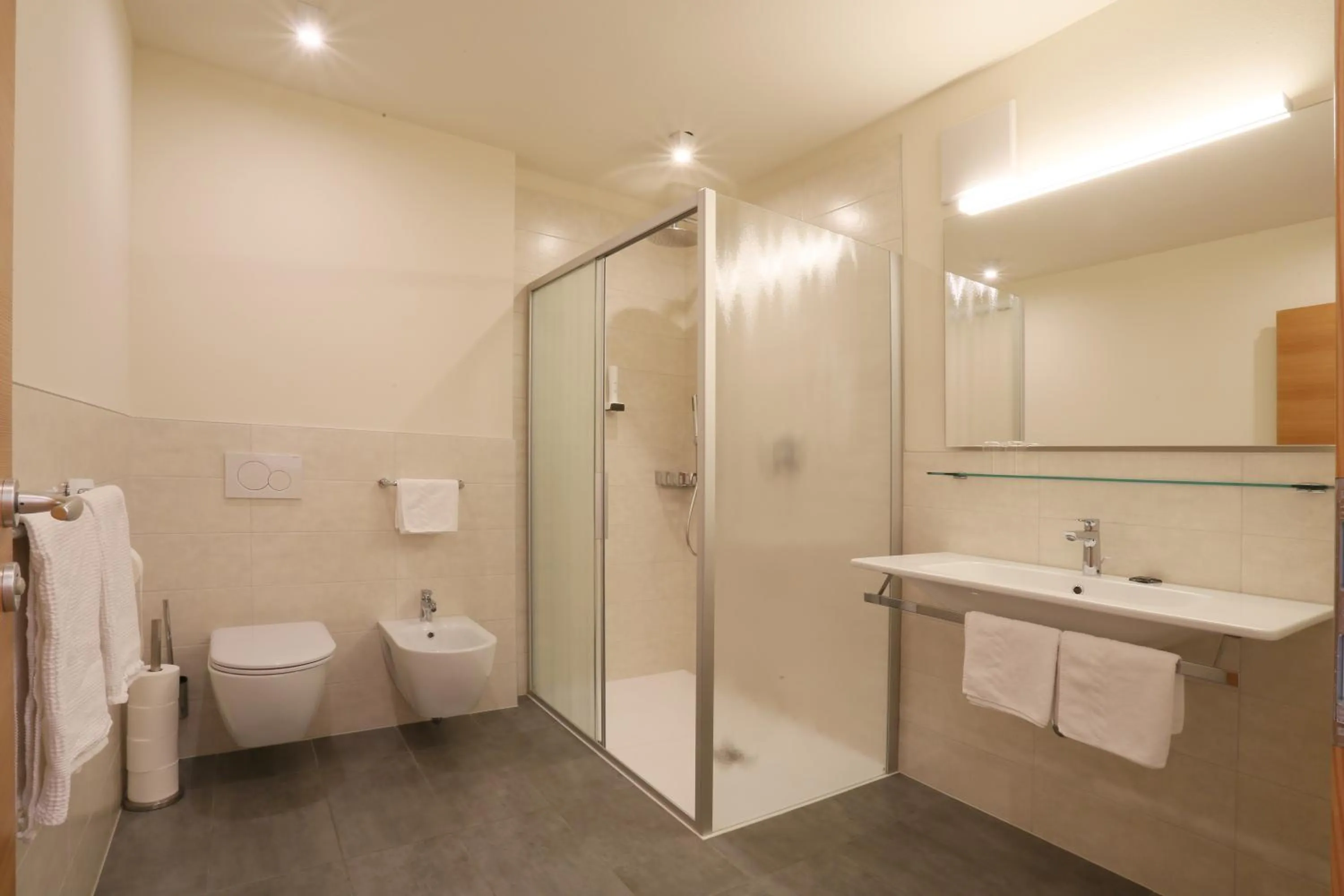 Bathroom in Gasthaus zum Weissen Kreuz