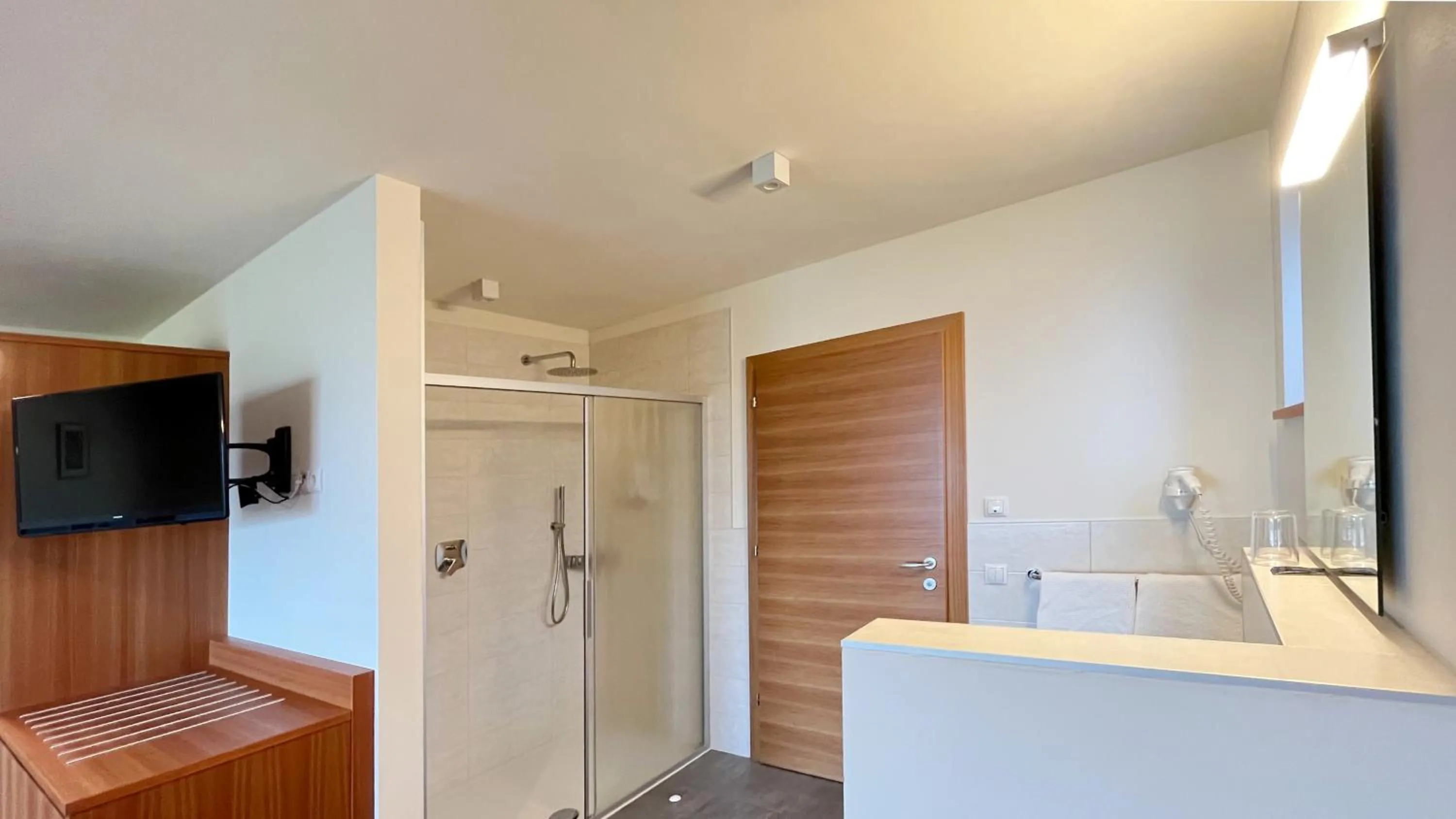 Bathroom in Gasthaus zum Weissen Kreuz