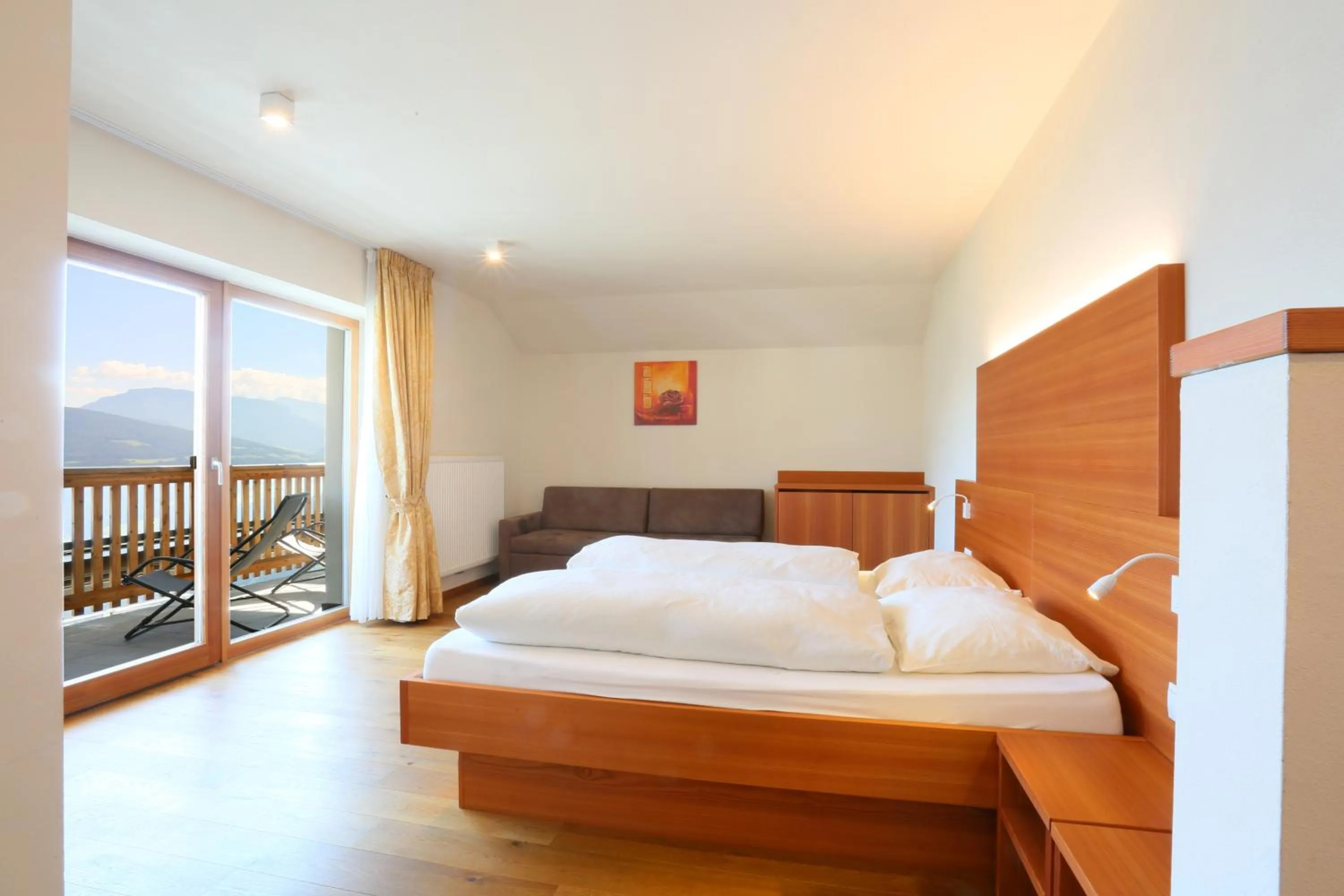 View (from property/room), Bed in Gasthaus zum Weissen Kreuz