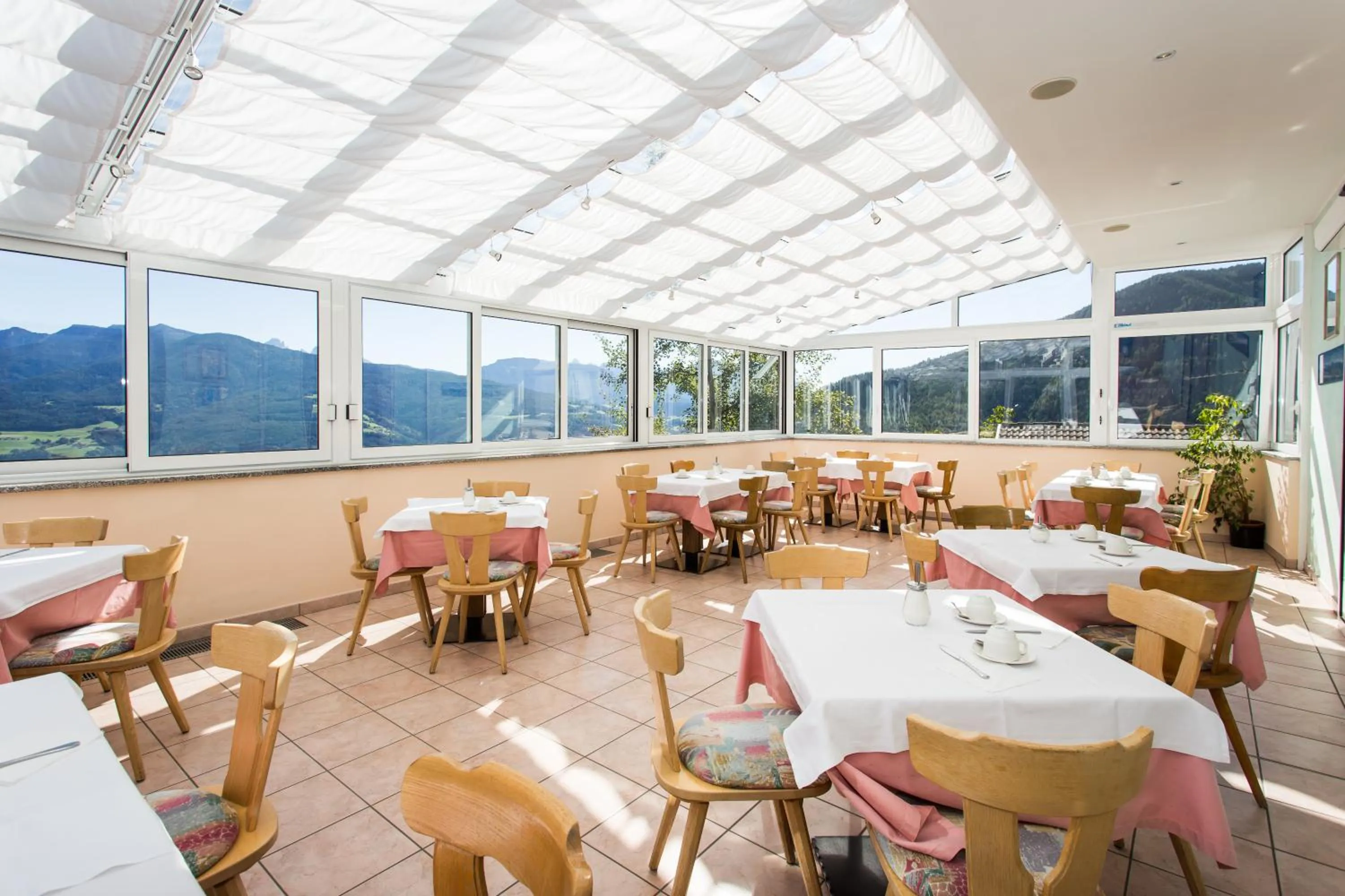 Breakfast in Gasthaus zum Weissen Kreuz