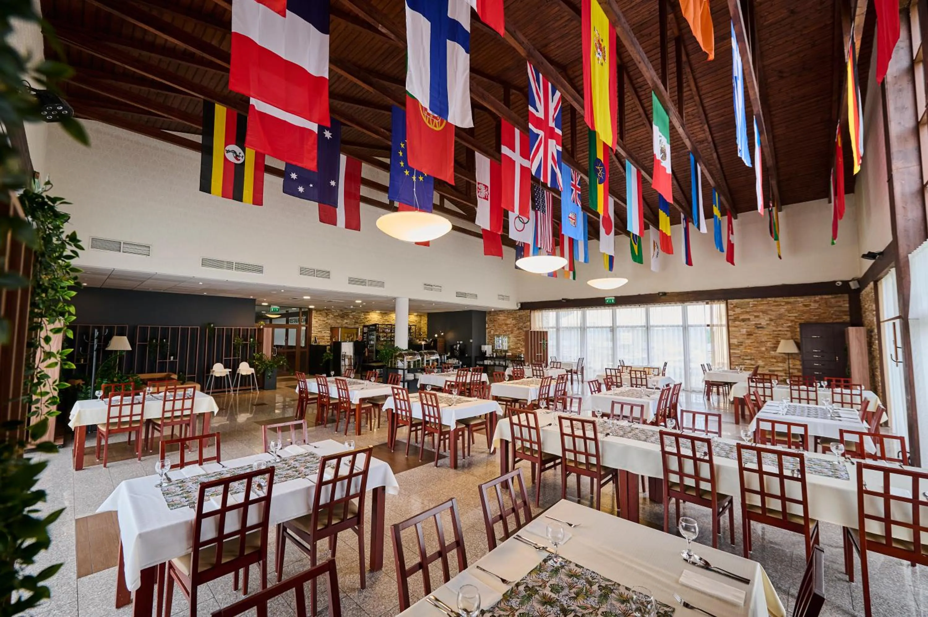 Restaurant/places to eat in Hotel i Aquapark Olender