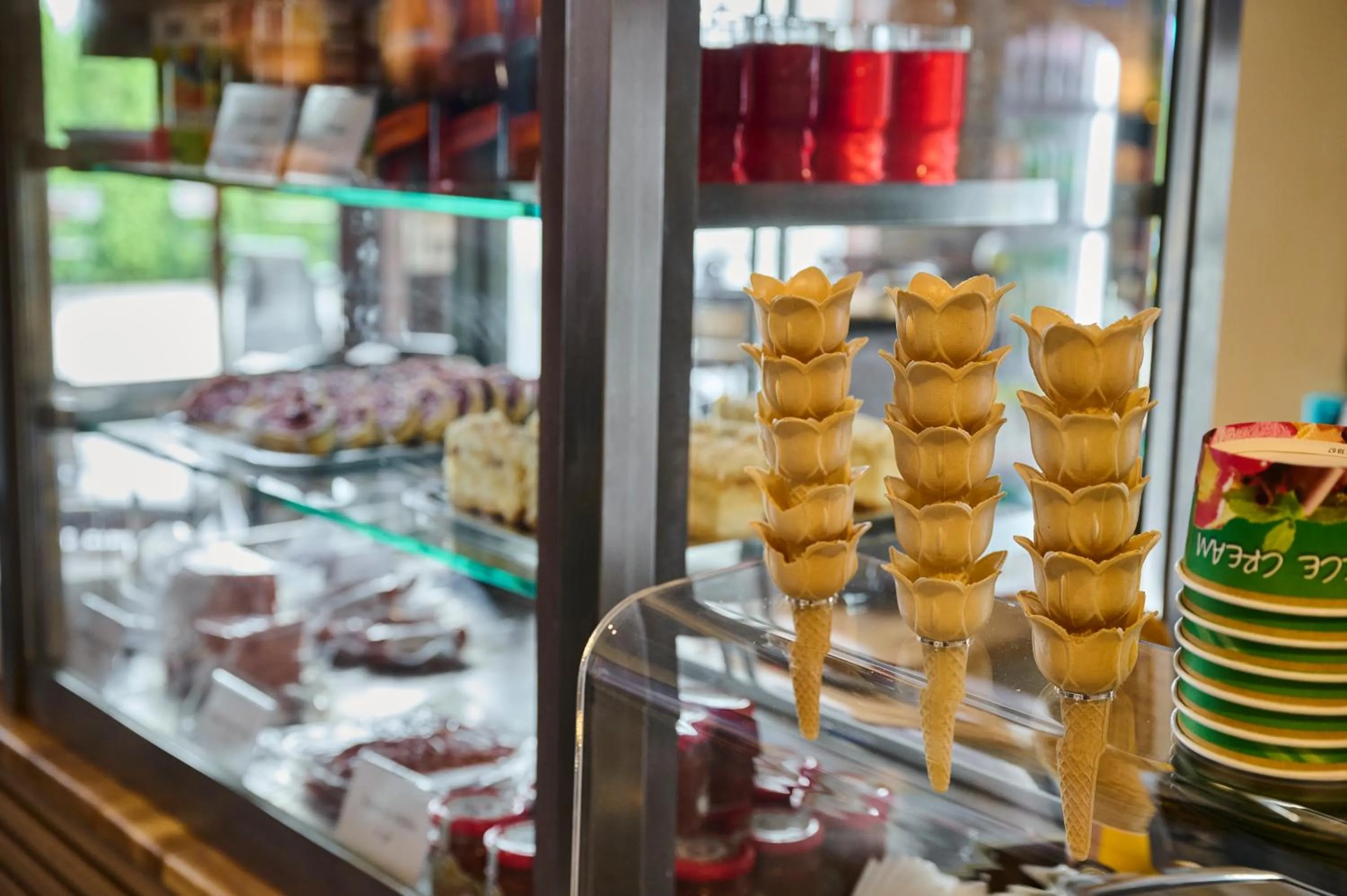 Restaurant/places to eat in Hotel i Aquapark Olender