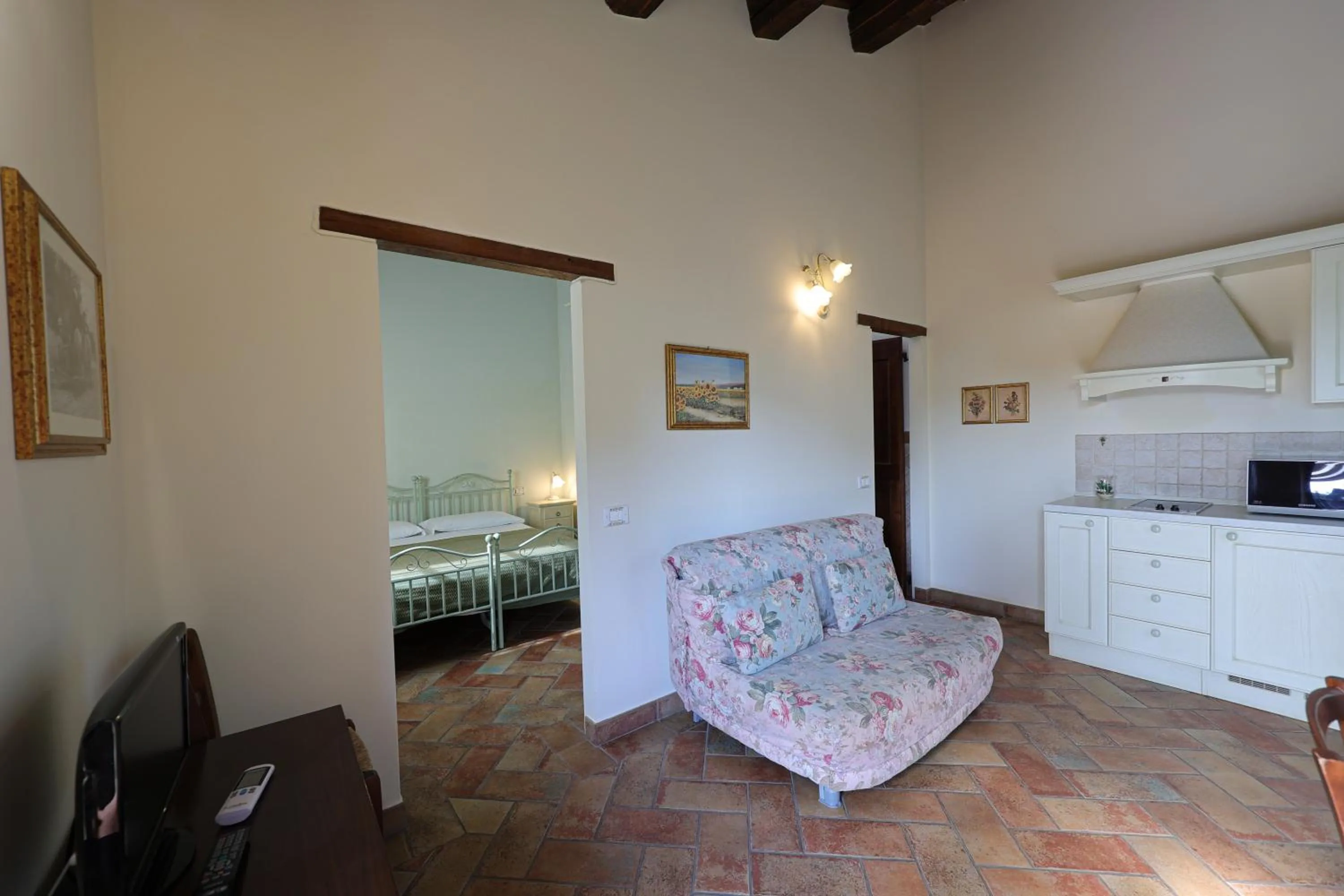 Bed in Valle del Metauro Country House