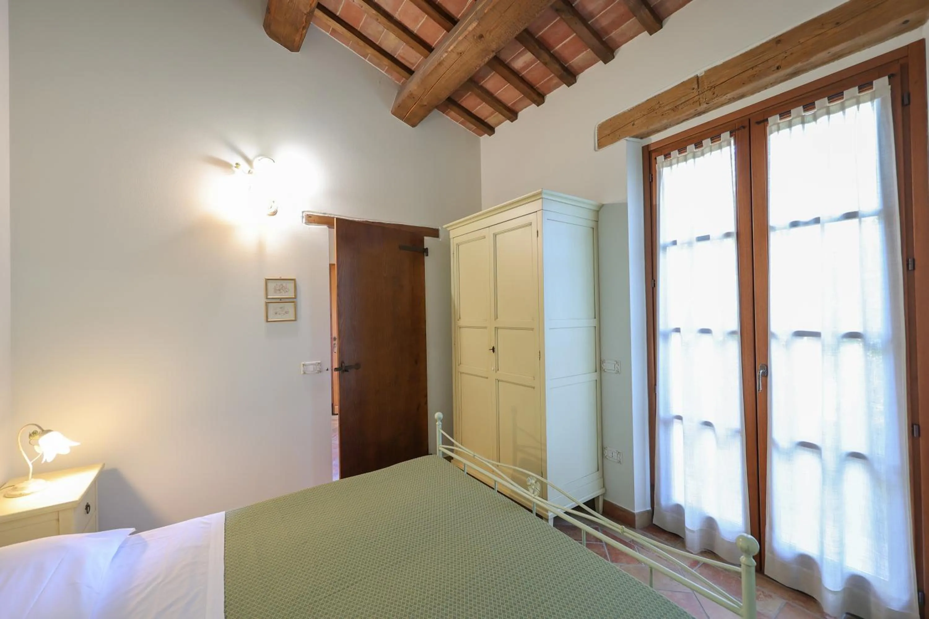 Bed in Valle del Metauro Country House