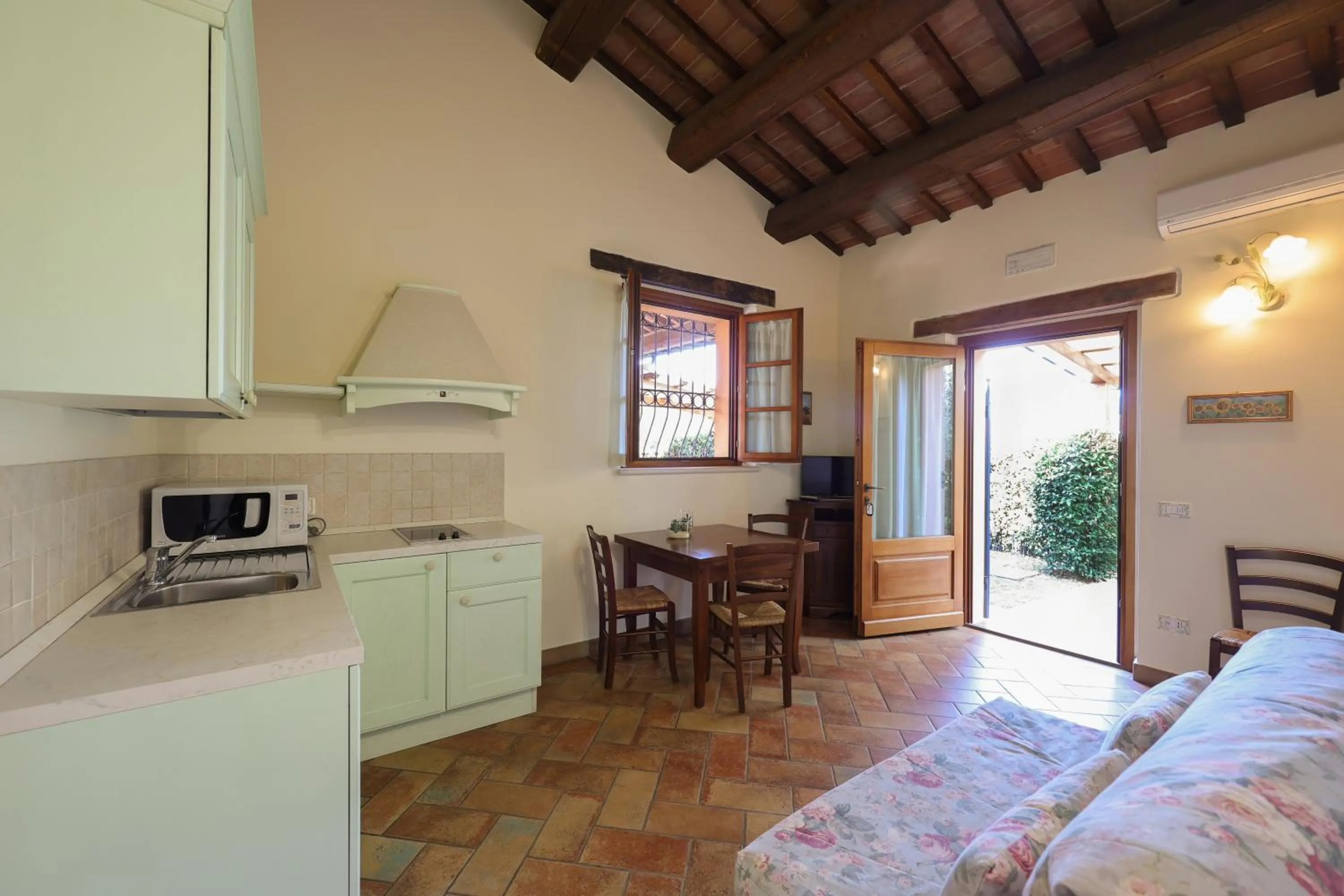 Bed in Valle del Metauro Country House