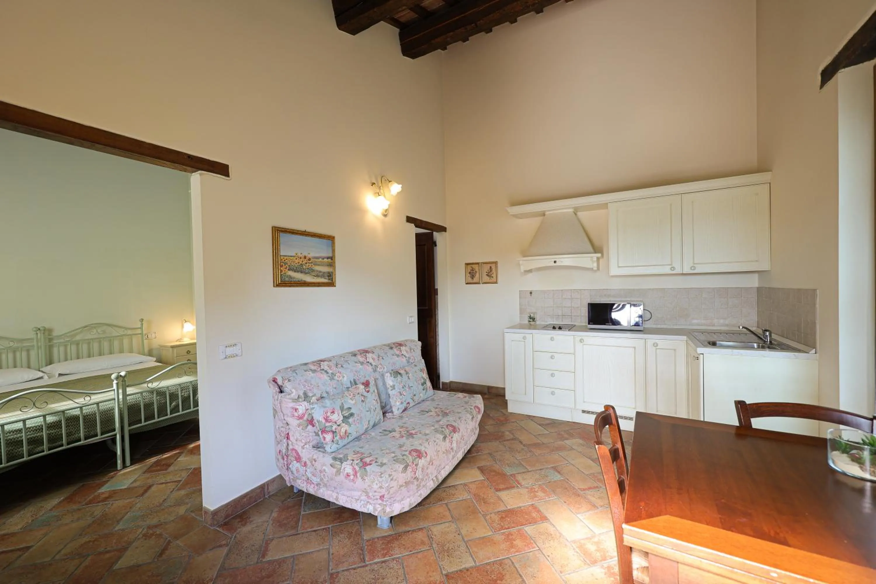 Bed in Valle del Metauro Country House