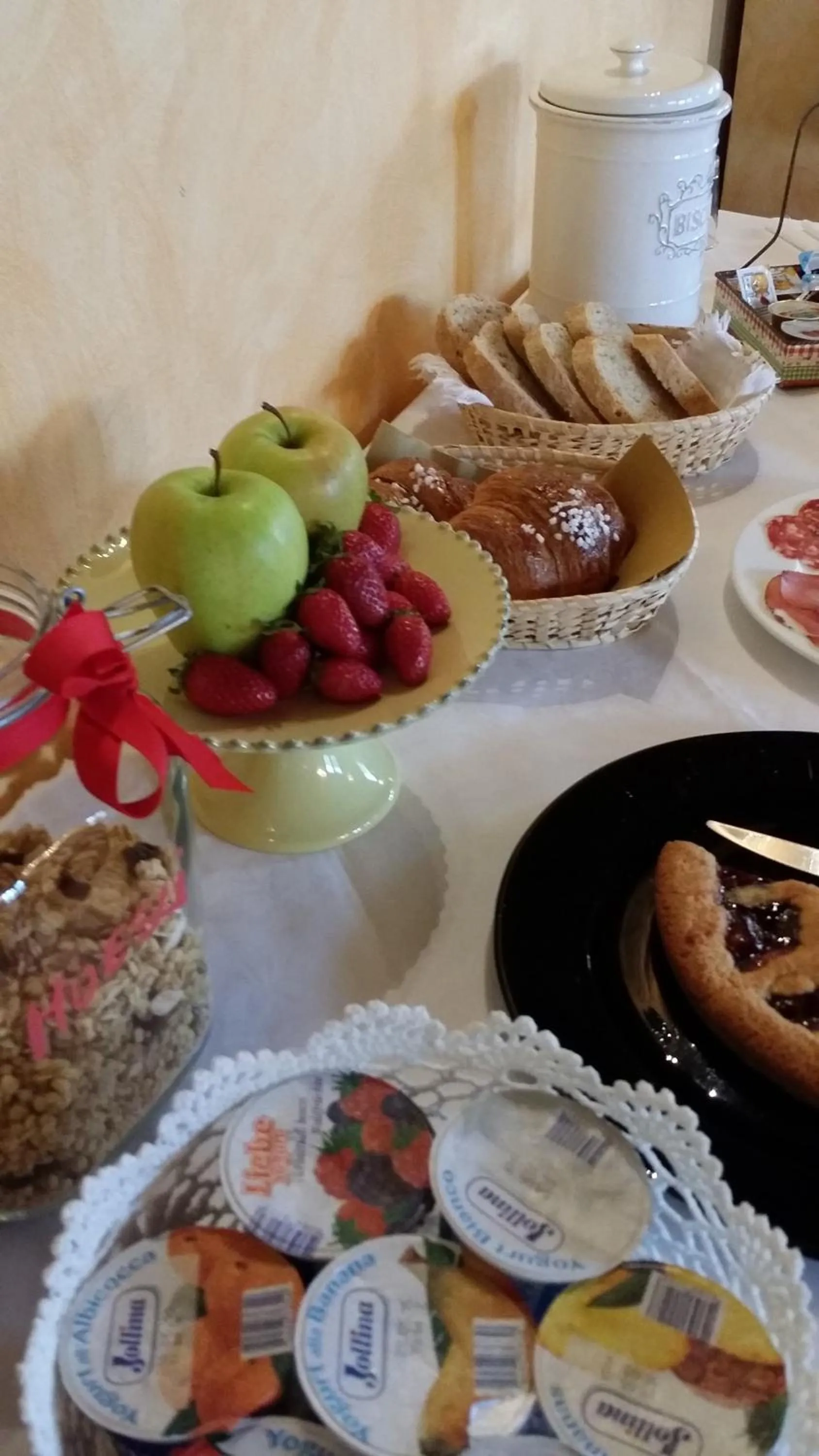 Breakfast in Valle del Metauro Country House