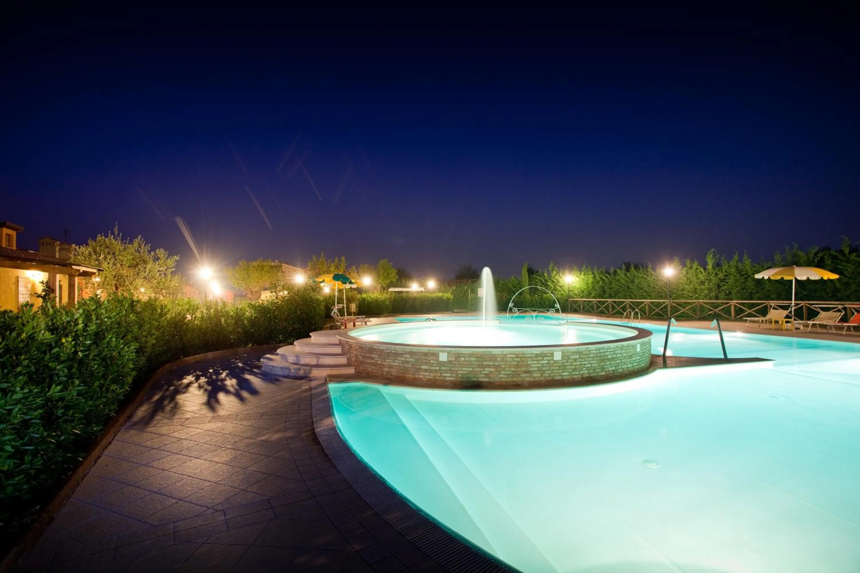 Swimming pool in Valle del Metauro Country House