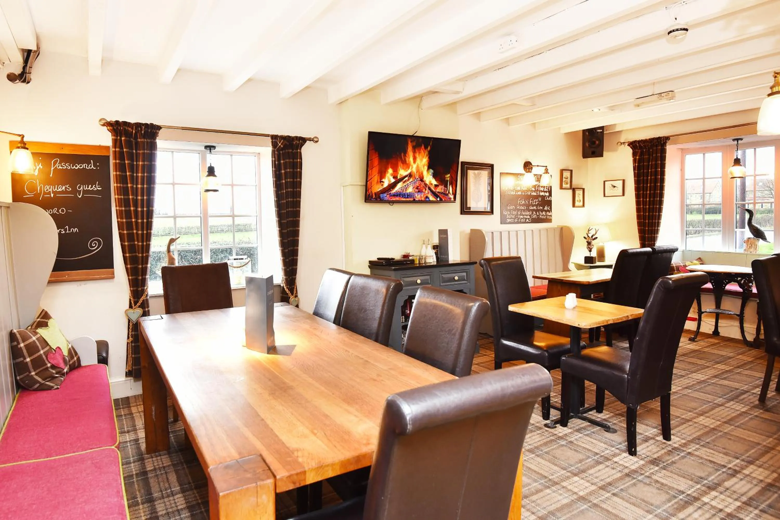 Restaurant/places to eat in Chequers Inn