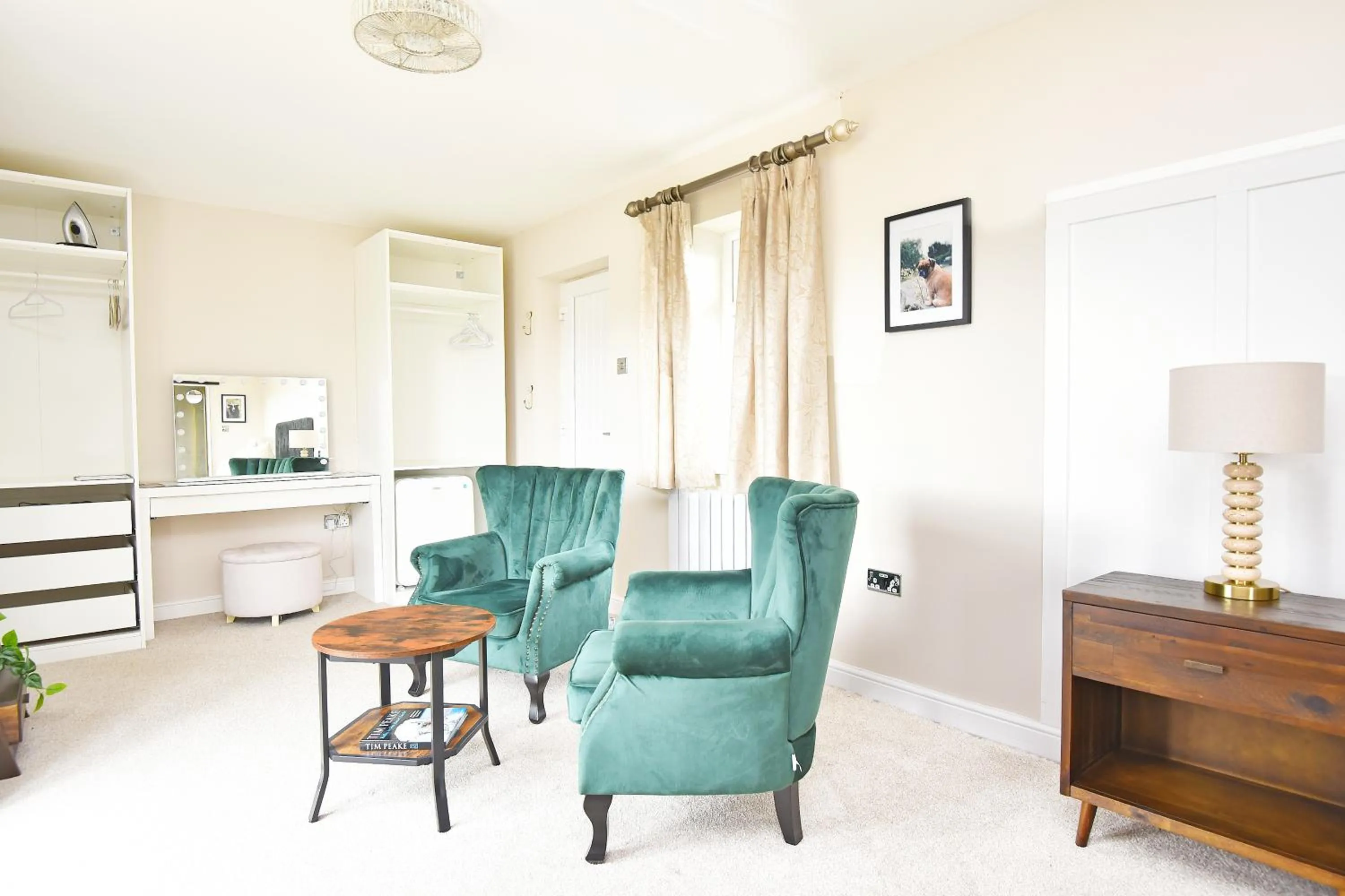 Living room in Chequers Inn