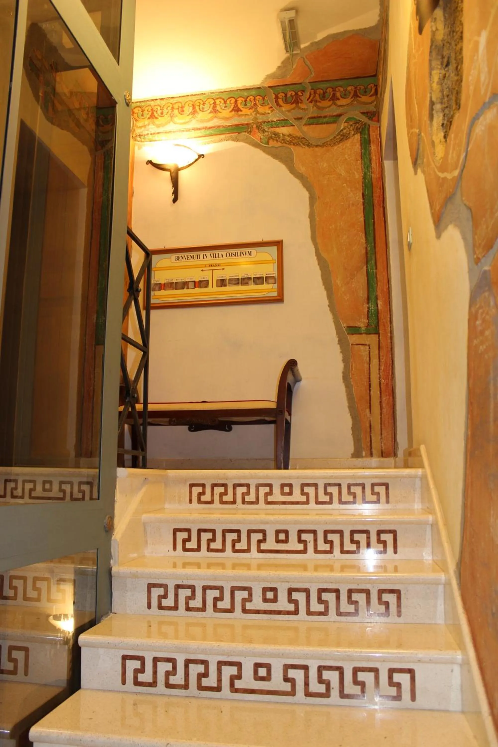 Decorative detail in Villa Cosilinum