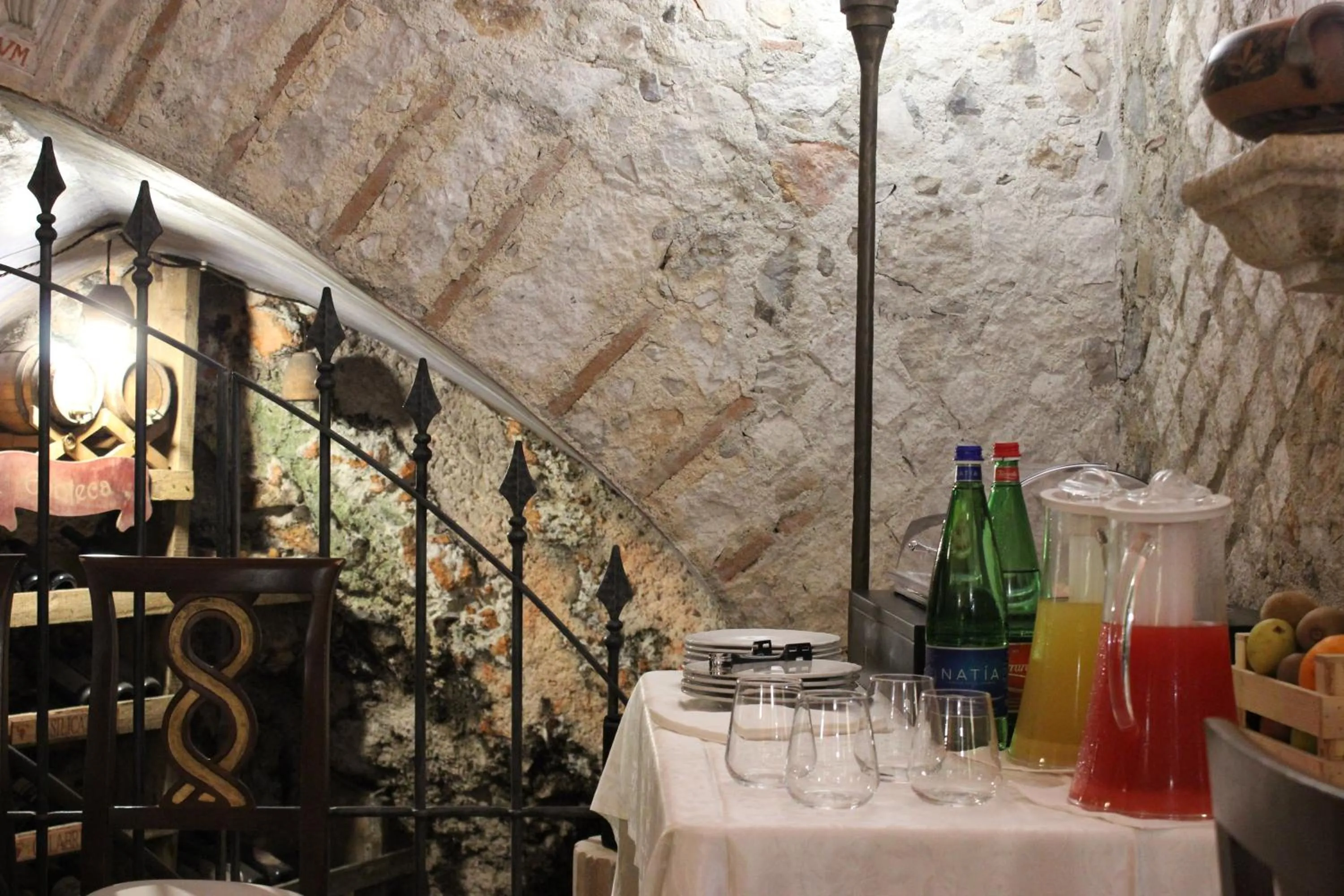 Buffet breakfast in Villa Cosilinum