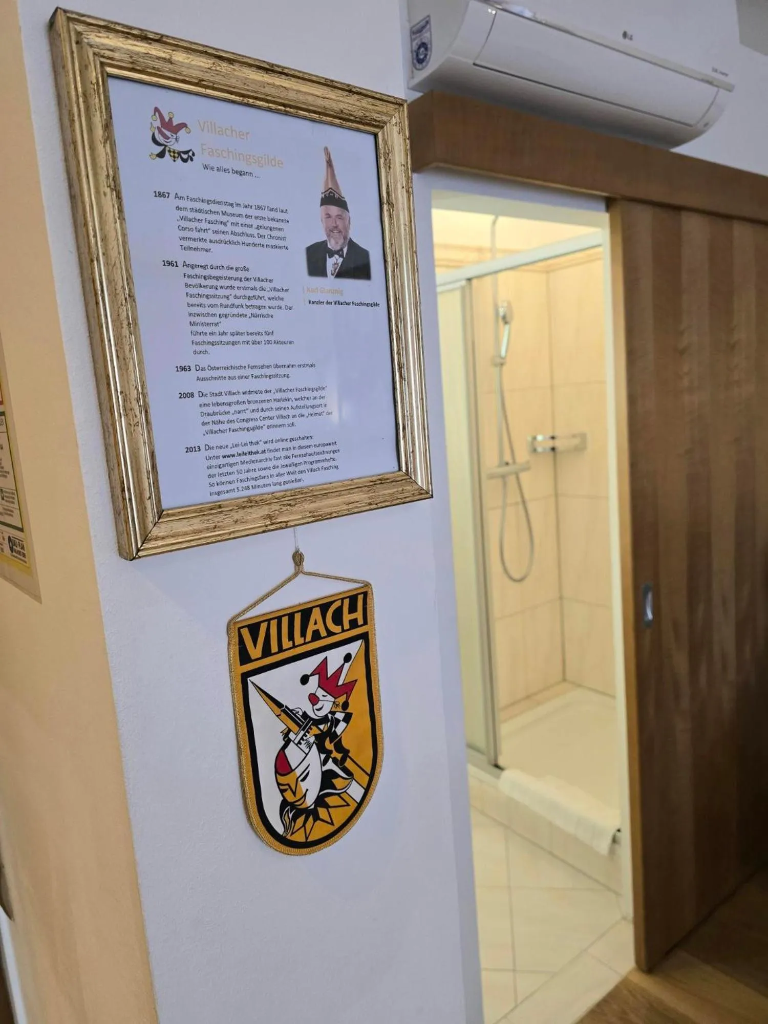 Photo of the whole room in Boutique Hotel Goldenes Lamm Villach