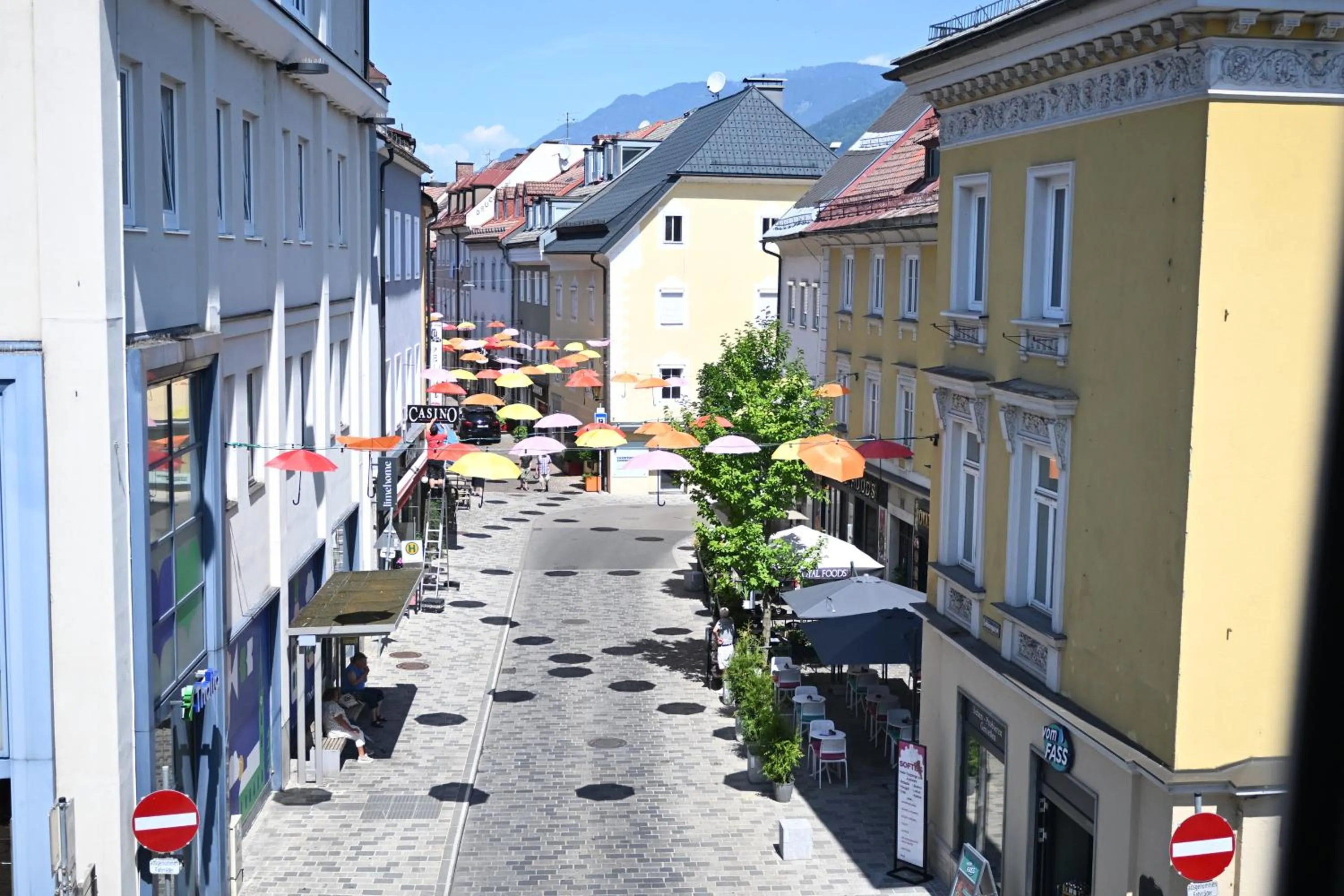 City view in Boutique Hotel Goldenes Lamm Villach