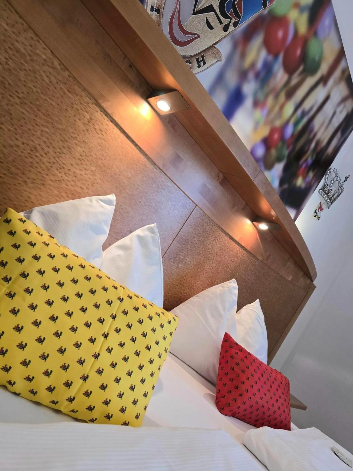 Photo of the whole room, Bed in Boutique Hotel Goldenes Lamm Villach