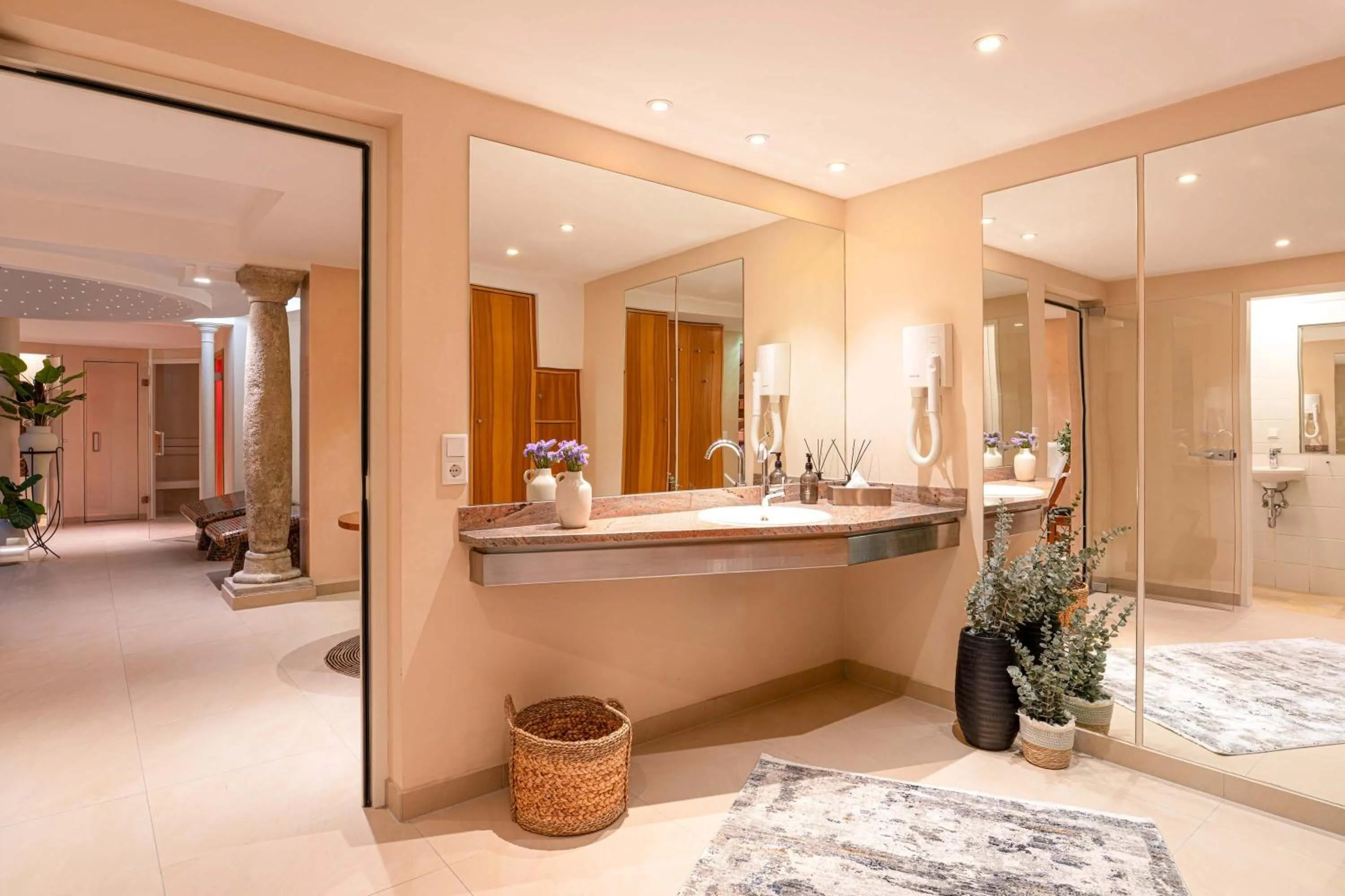 Spa and wellness centre/facilities in Romantik Hotel Die Gersberg Alm mit Panoramablick auf Salzburg