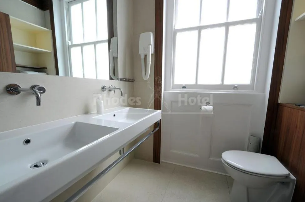 Bathroom in Rhodes Hotel