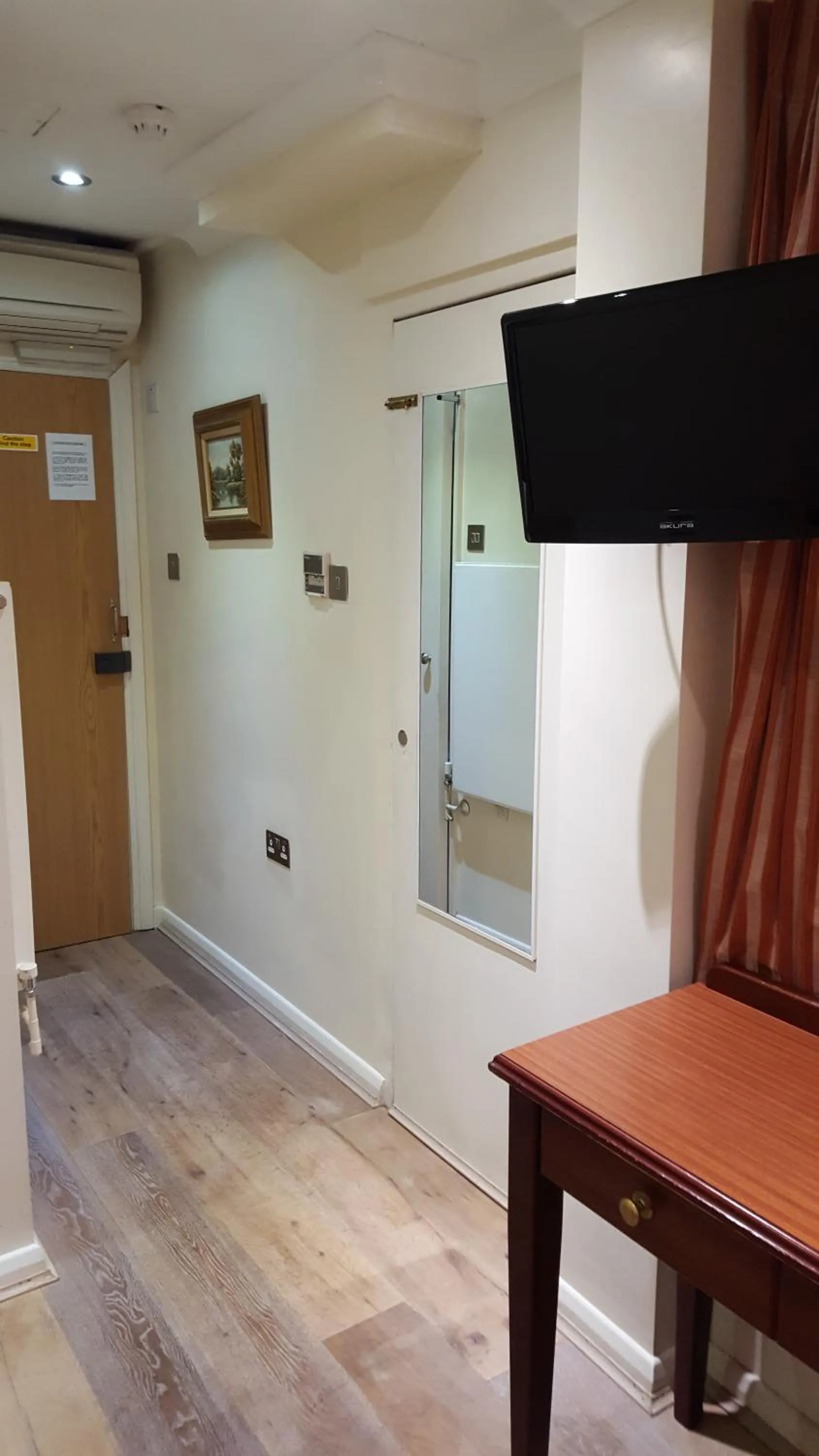 TV and multimedia in Rhodes Hotel