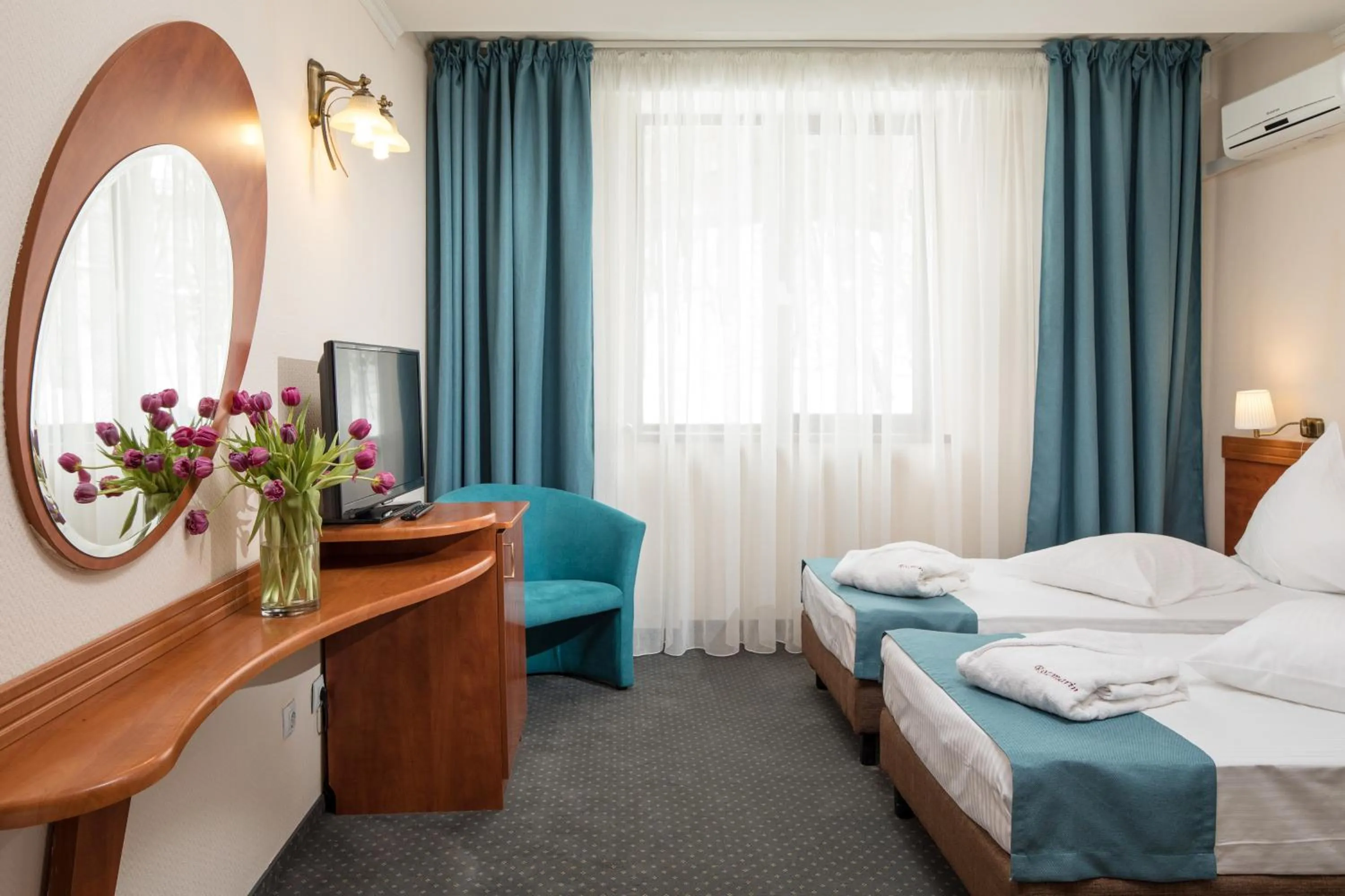 Bed in Hotel Rozmarin