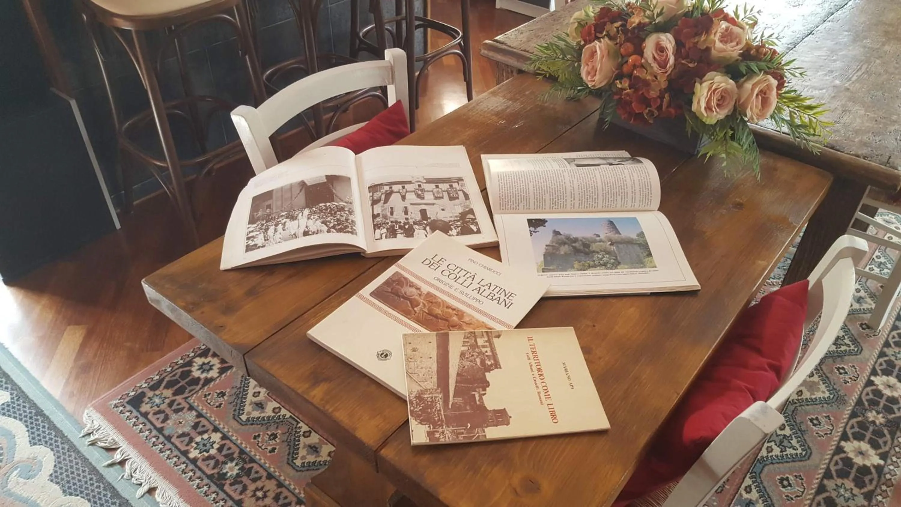 Communal lounge/ TV room in Il Nido del Falco