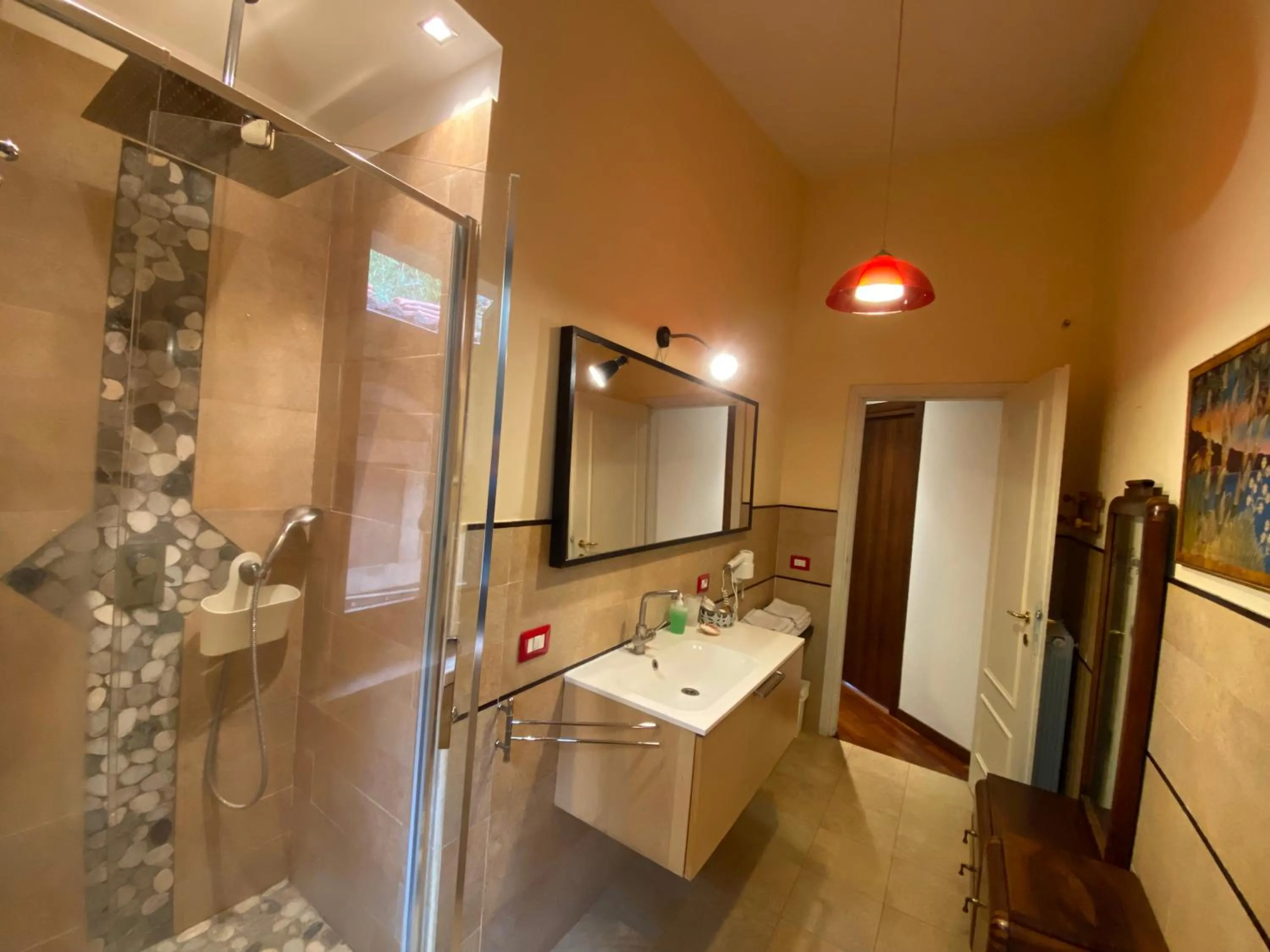 Shower in Il Nido del Falco