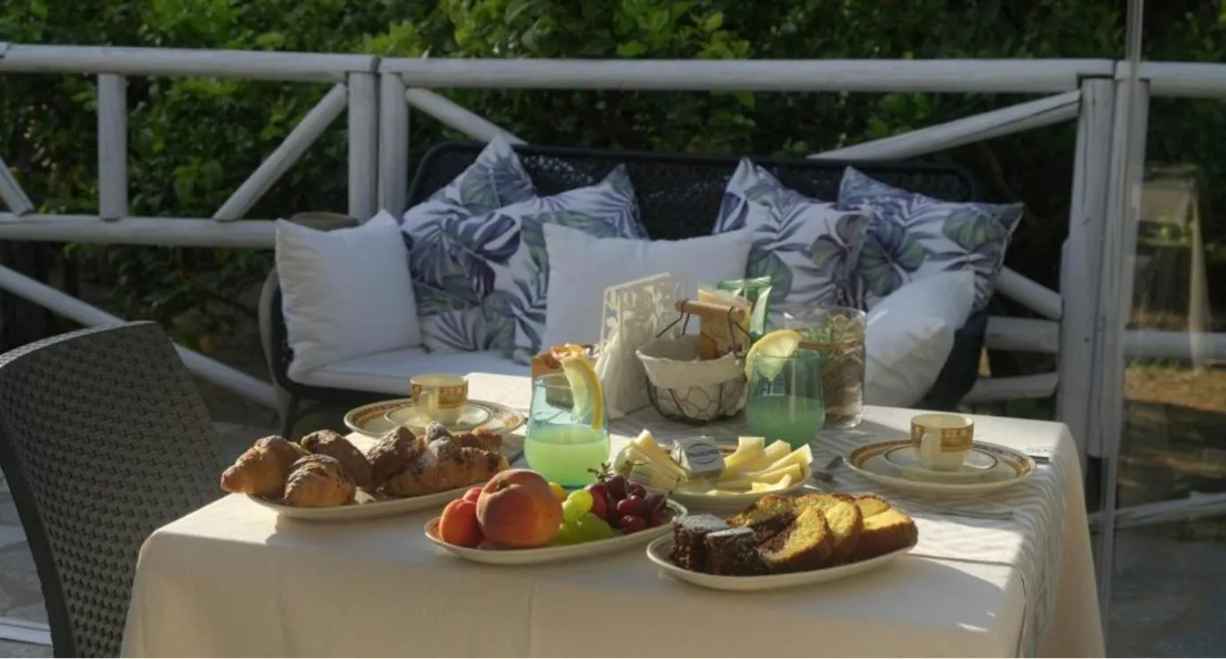 Food and drinks in Relais Villa Anna