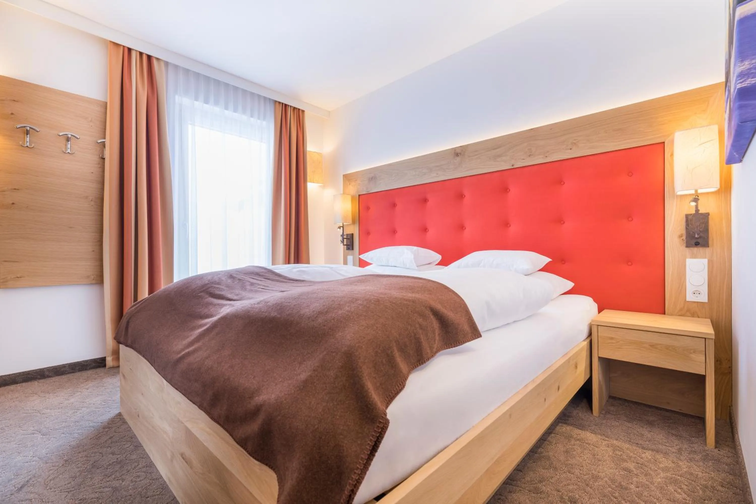 Bedroom, Bed in Hotel Alpenland