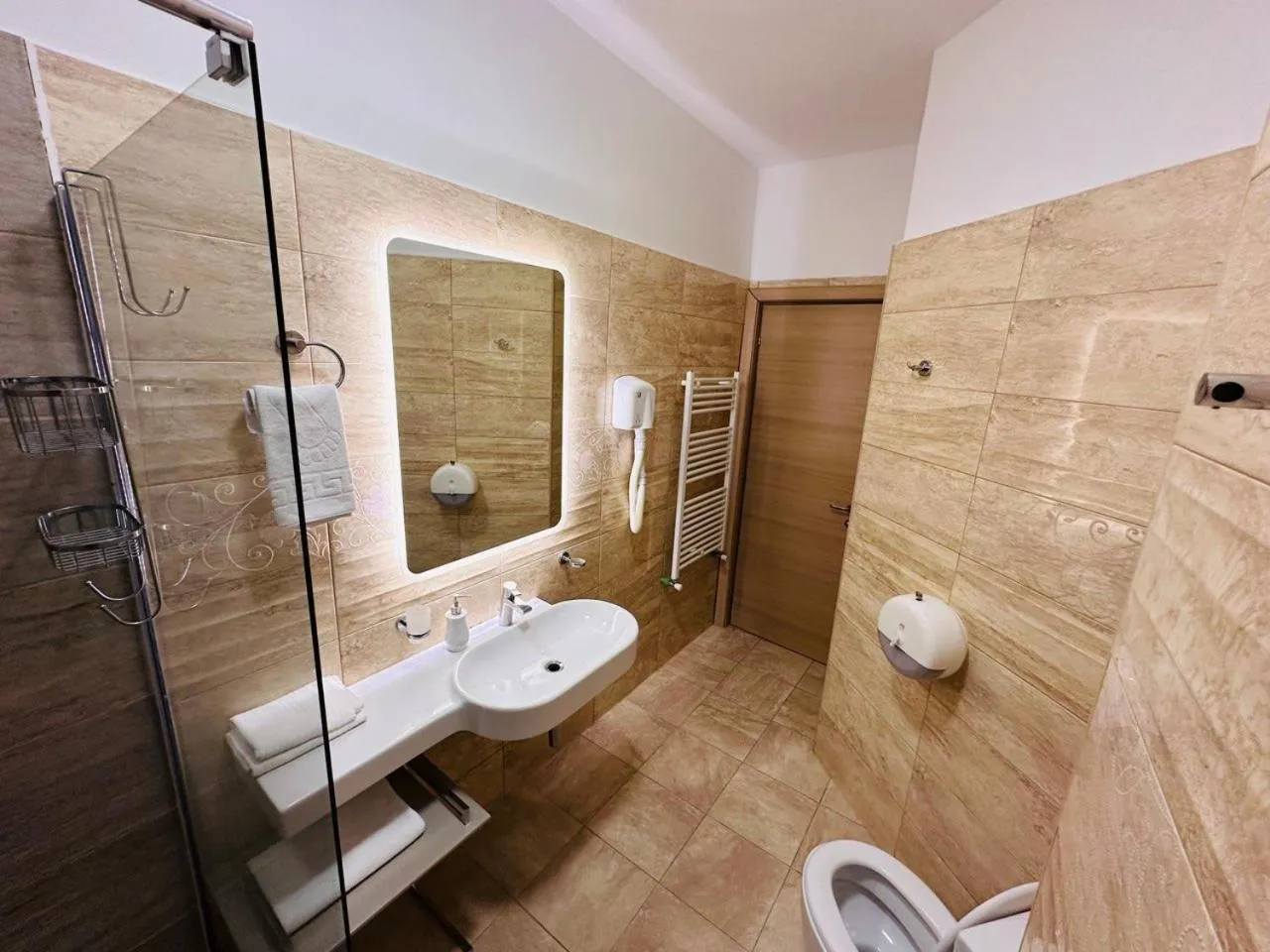 Shower in Riviera Studios