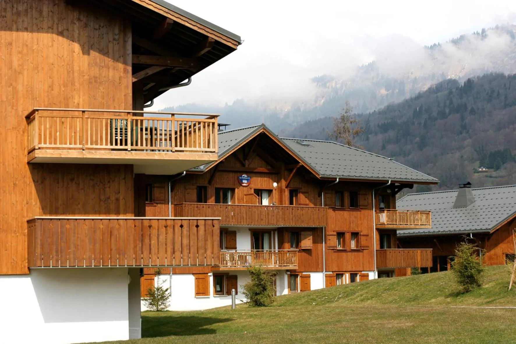 Property building in Lagrange Vacances Les Fermes de Samoëns
