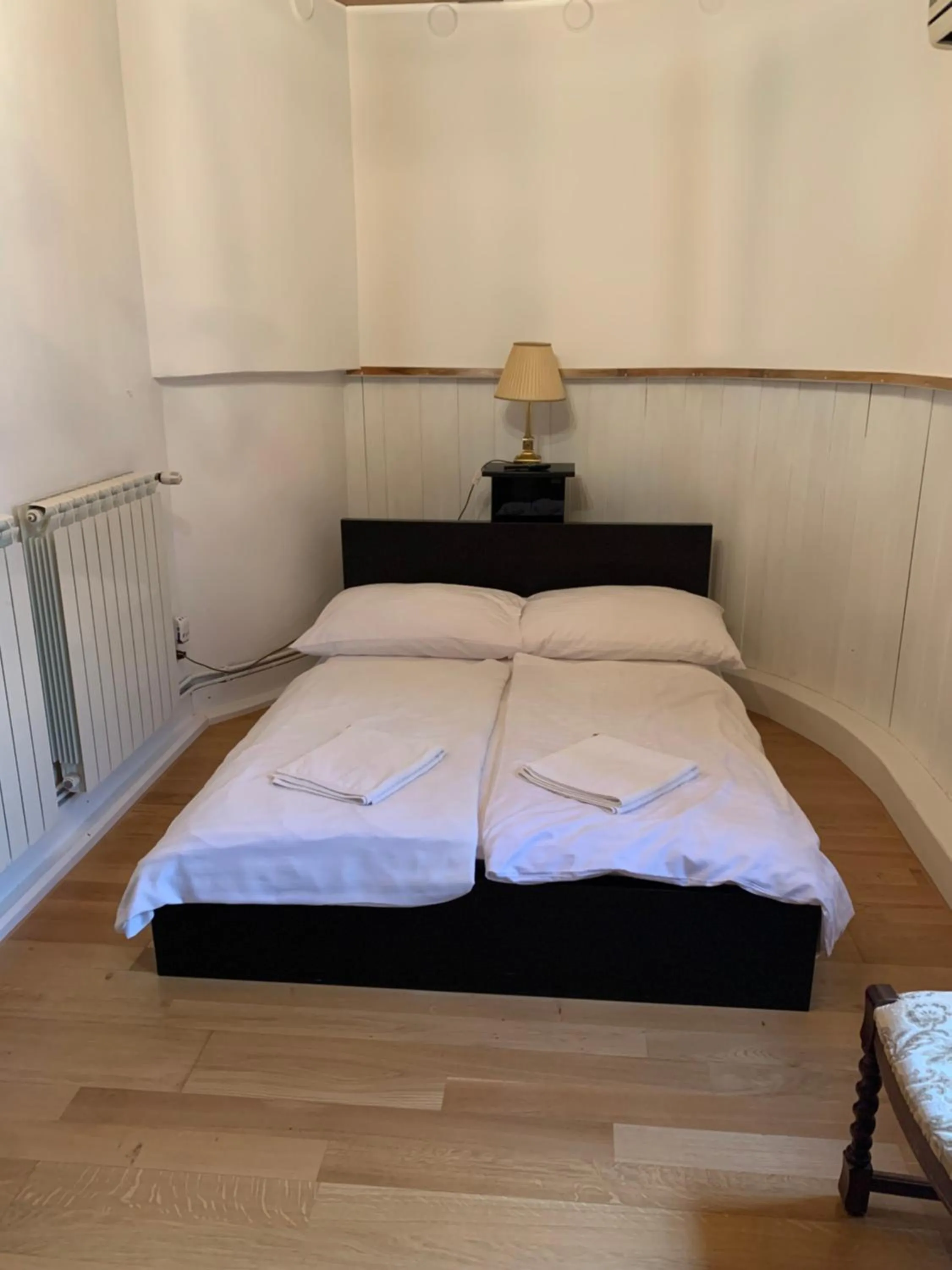 Bedroom, Bed in Kalmár Panzió