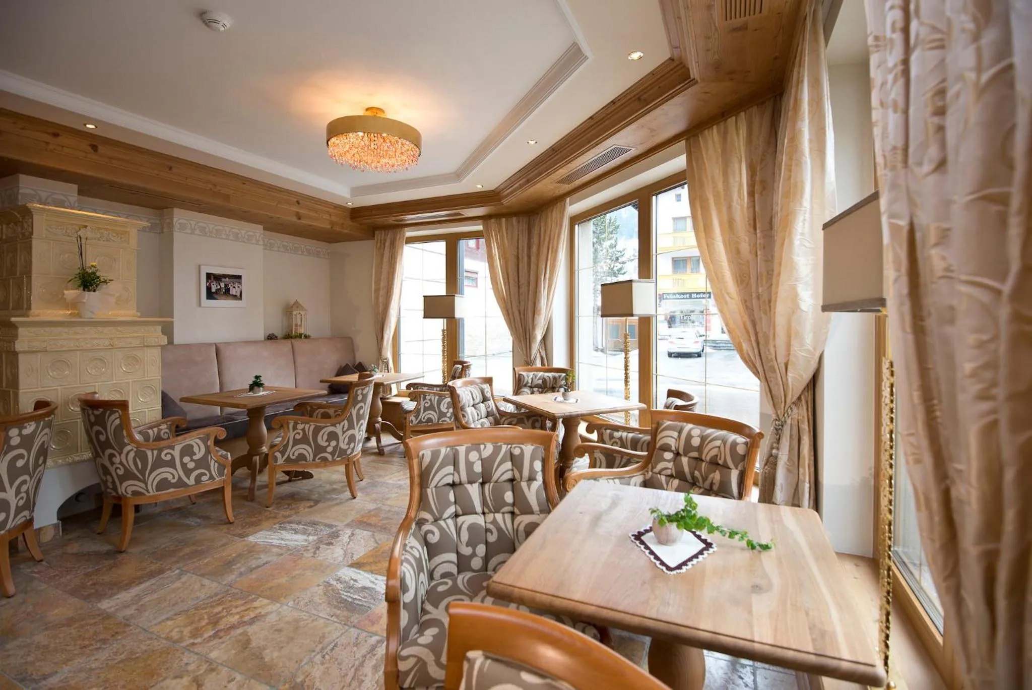 Lobby or reception in Alpenresort Fluchthorn