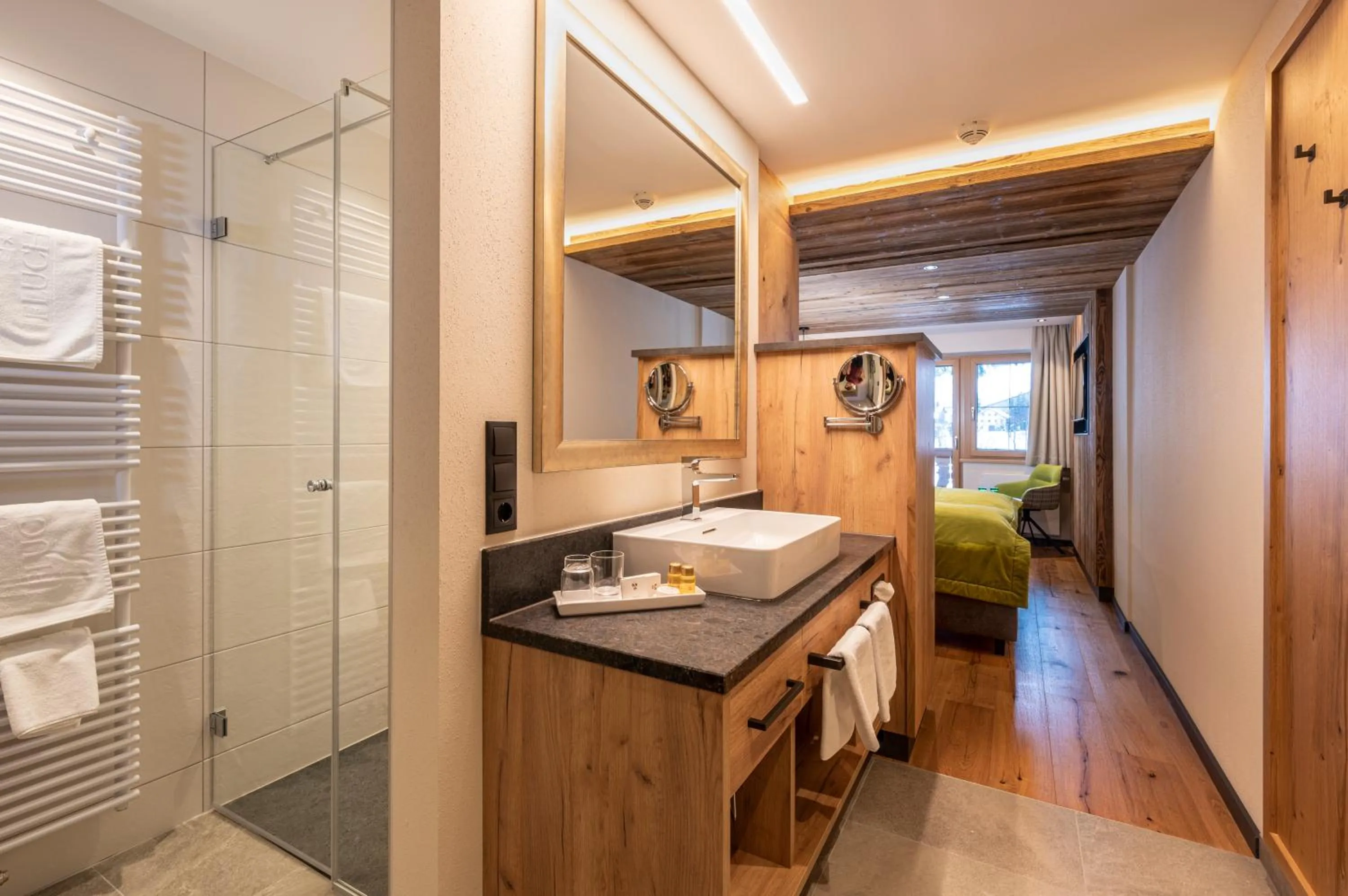 Photo of the whole room in Alpenresort Fluchthorn