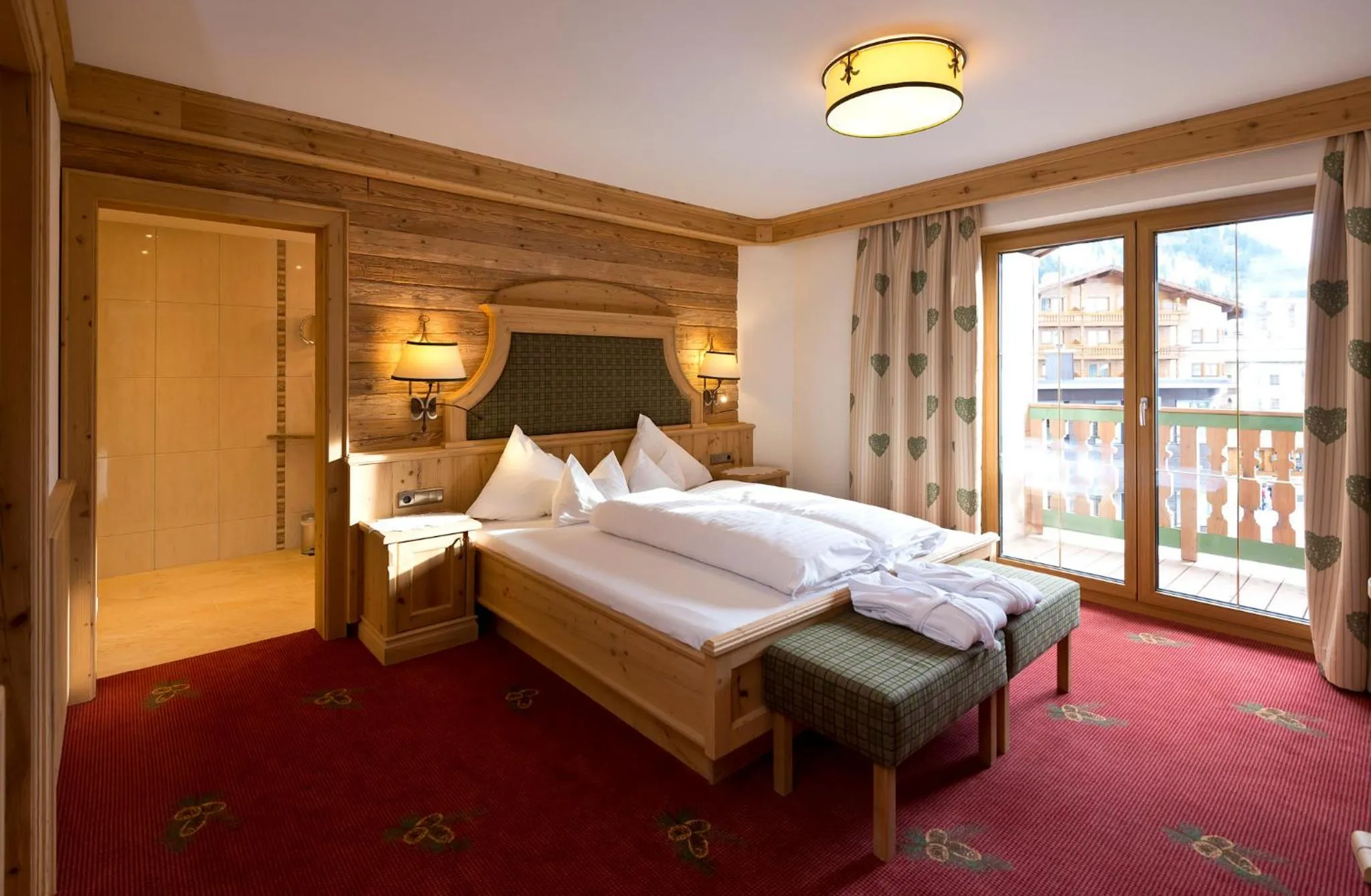 Bed in Alpenresort Fluchthorn