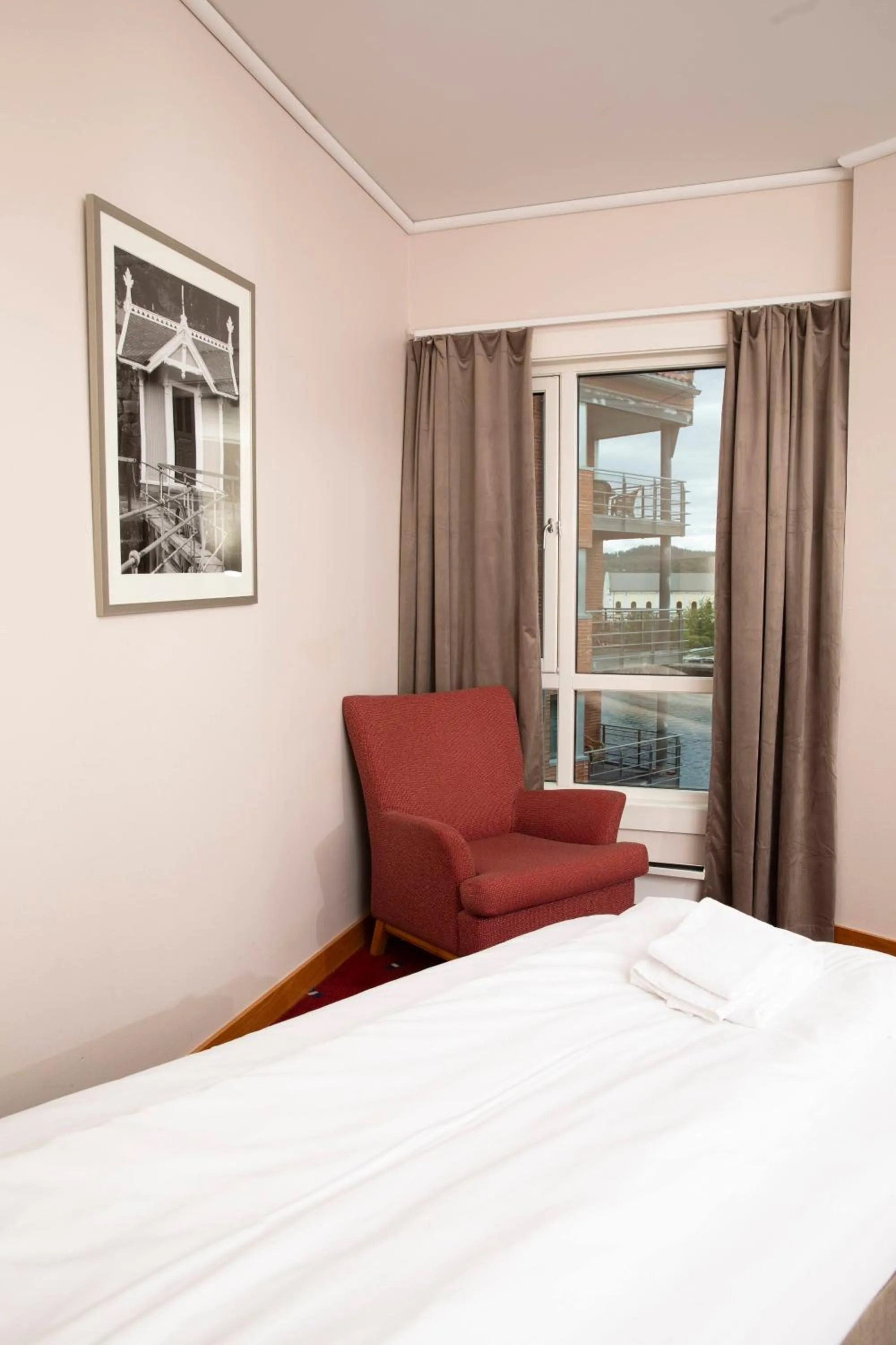 Bed in Home Hotel Bryggeparken