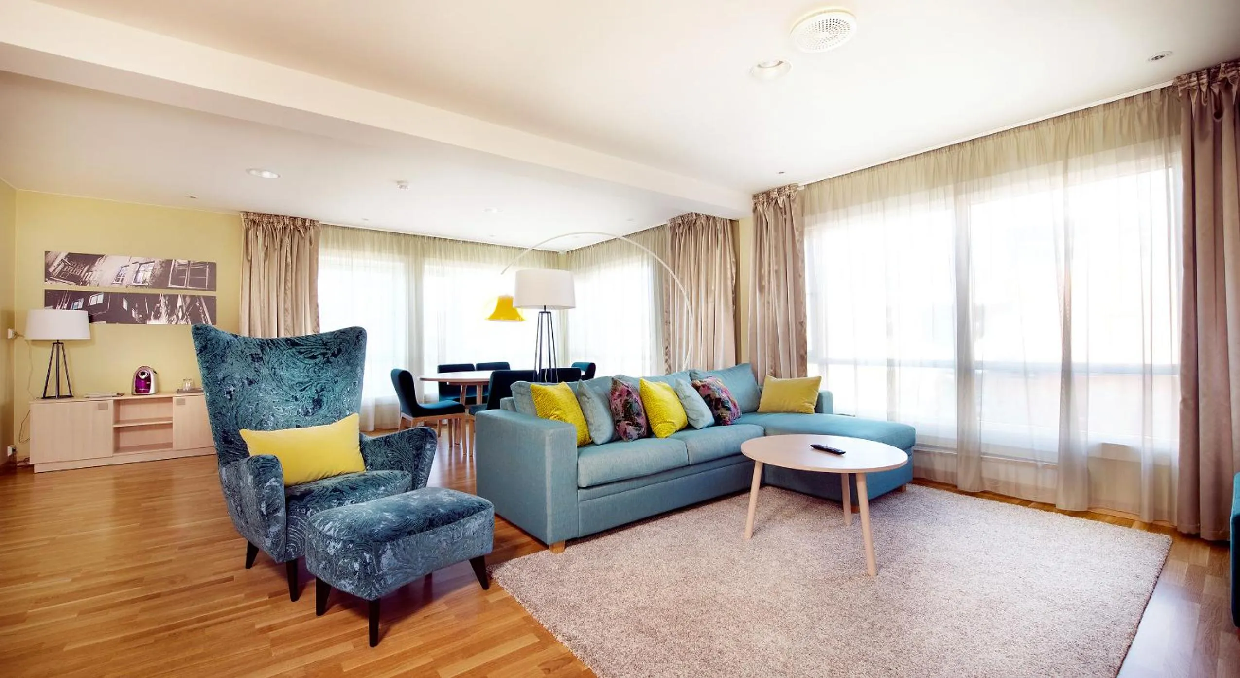 Living room in Home Hotel Bryggeparken