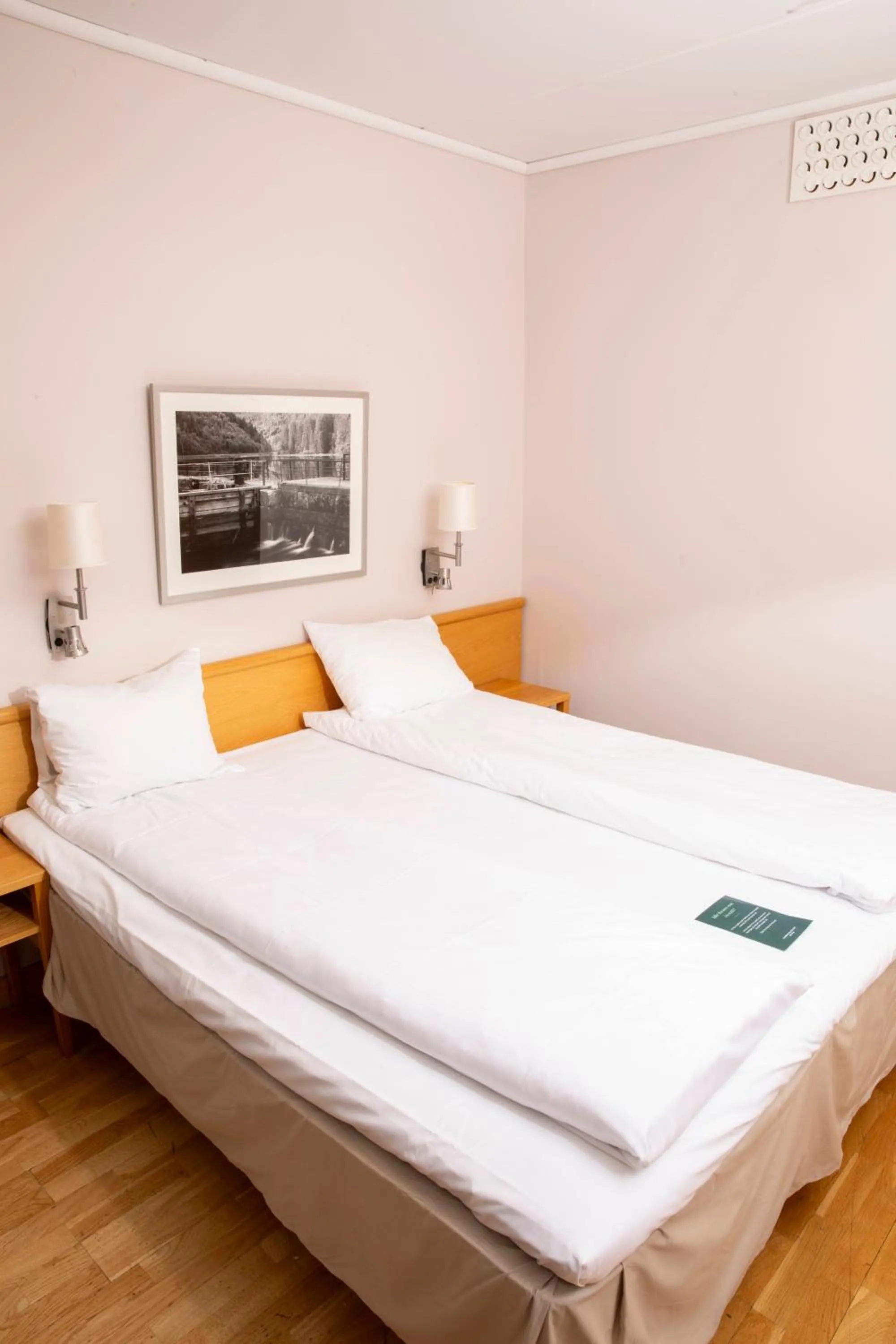 Bed in Home Hotel Bryggeparken