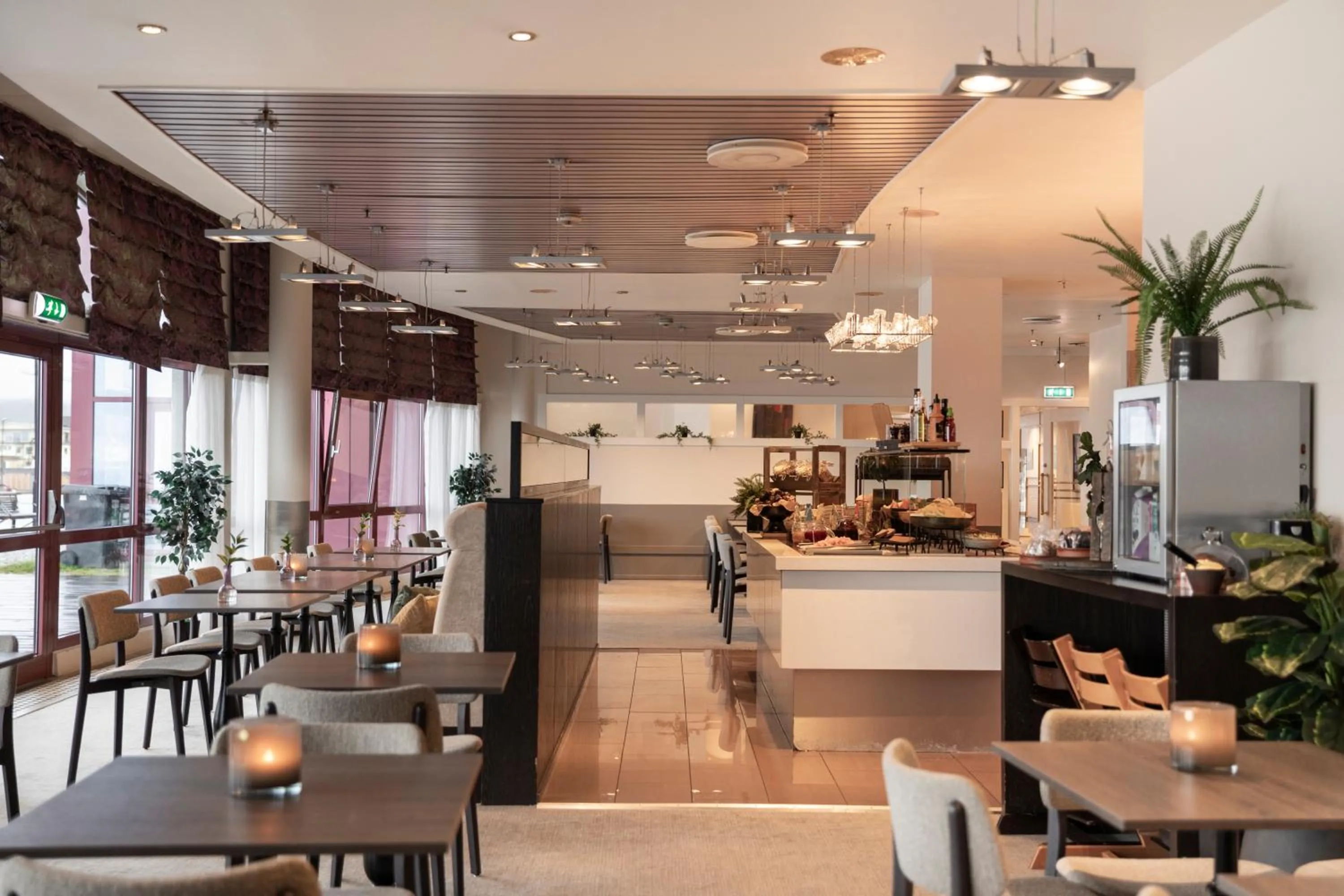 Restaurant/places to eat in Home Hotel Arcticus