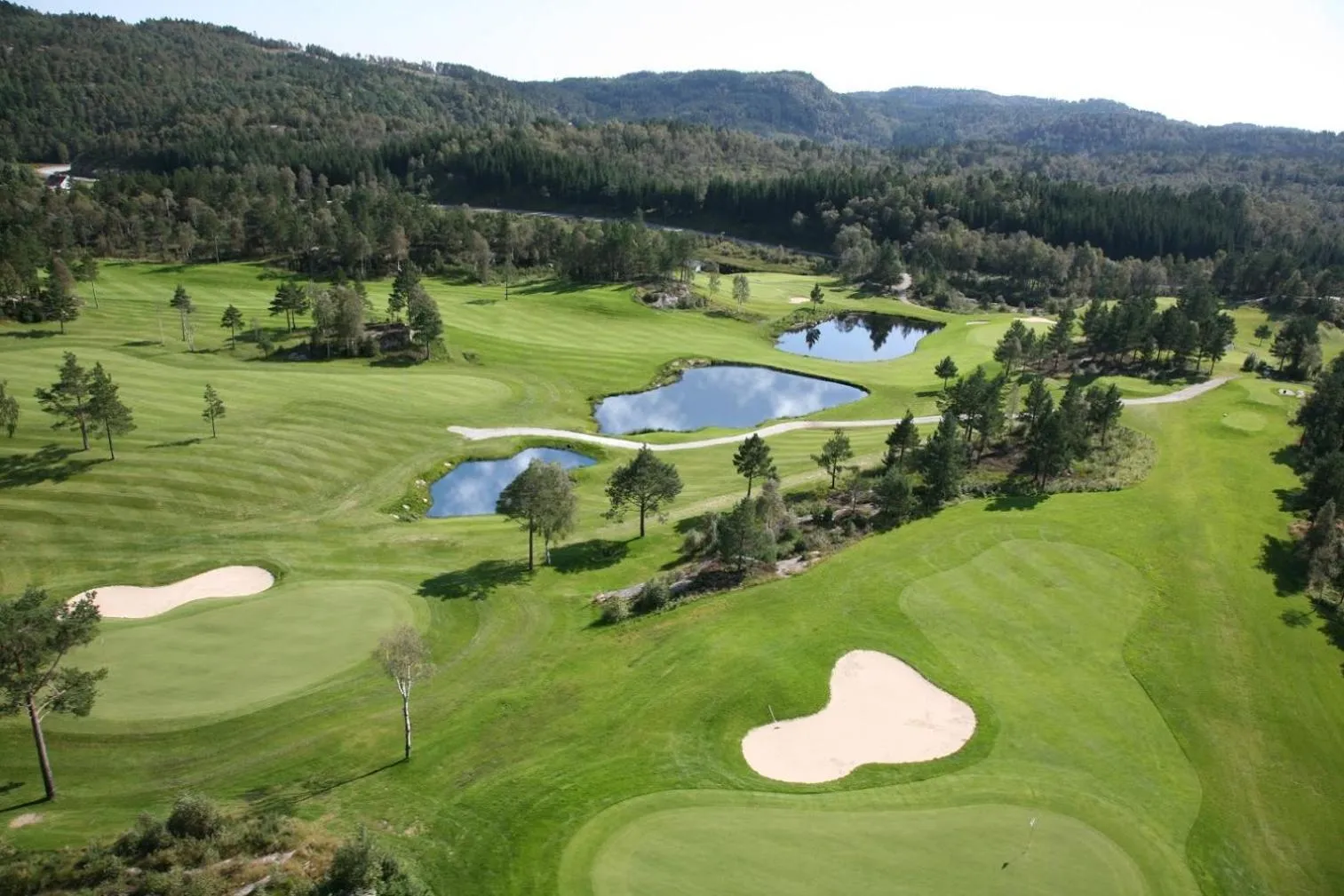 Golfcourse in Utsikten Hotell Kvinesdal - Unike Hoteller