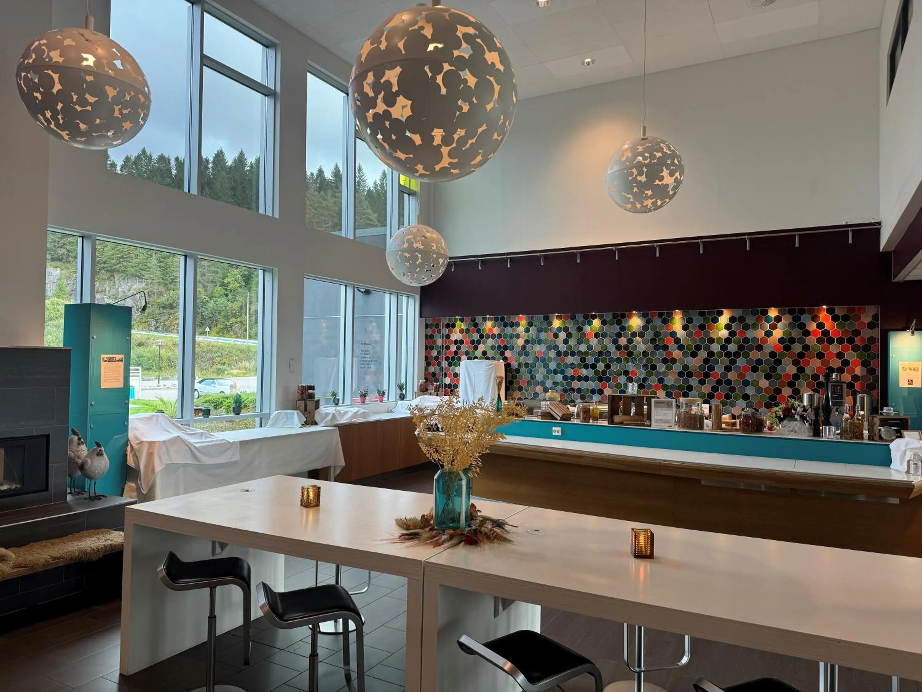 Buffet breakfast in Utsikten Hotell Kvinesdal - Unike Hoteller