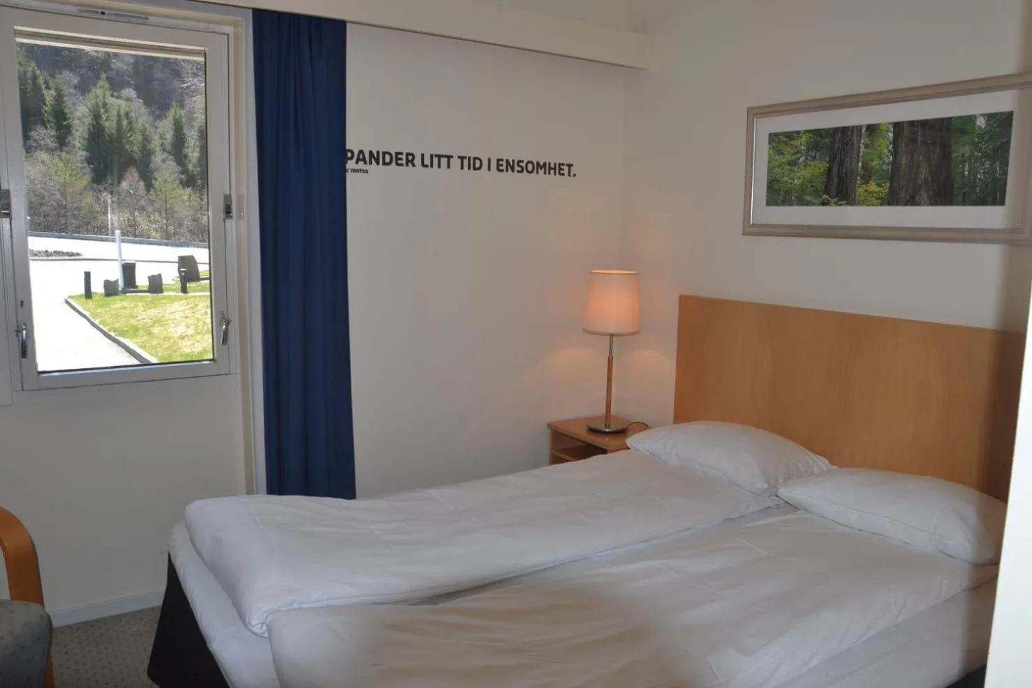 Bed in Utsikten Hotell Kvinesdal - Unike Hoteller