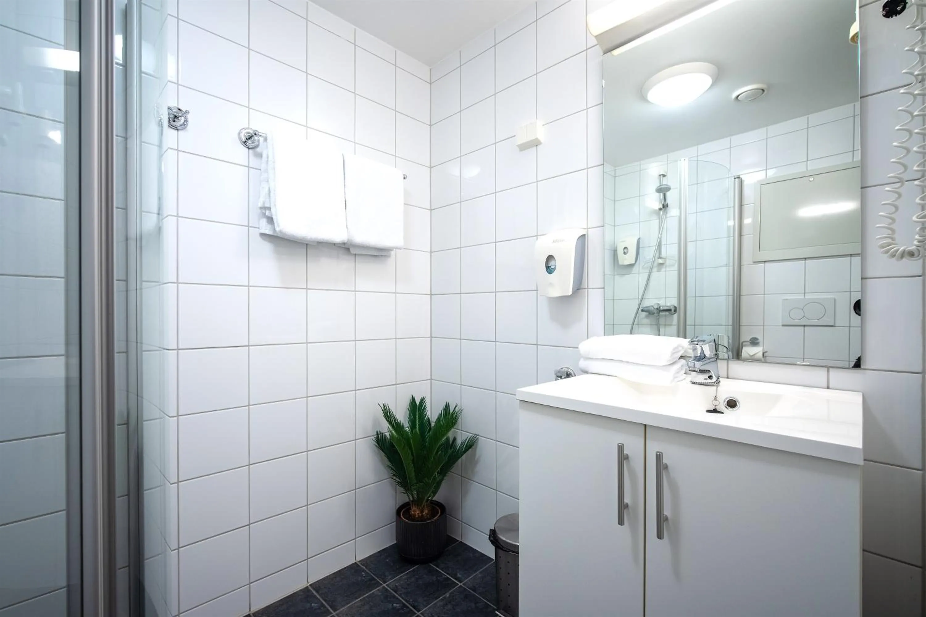 Bathroom in Enter City Hotel